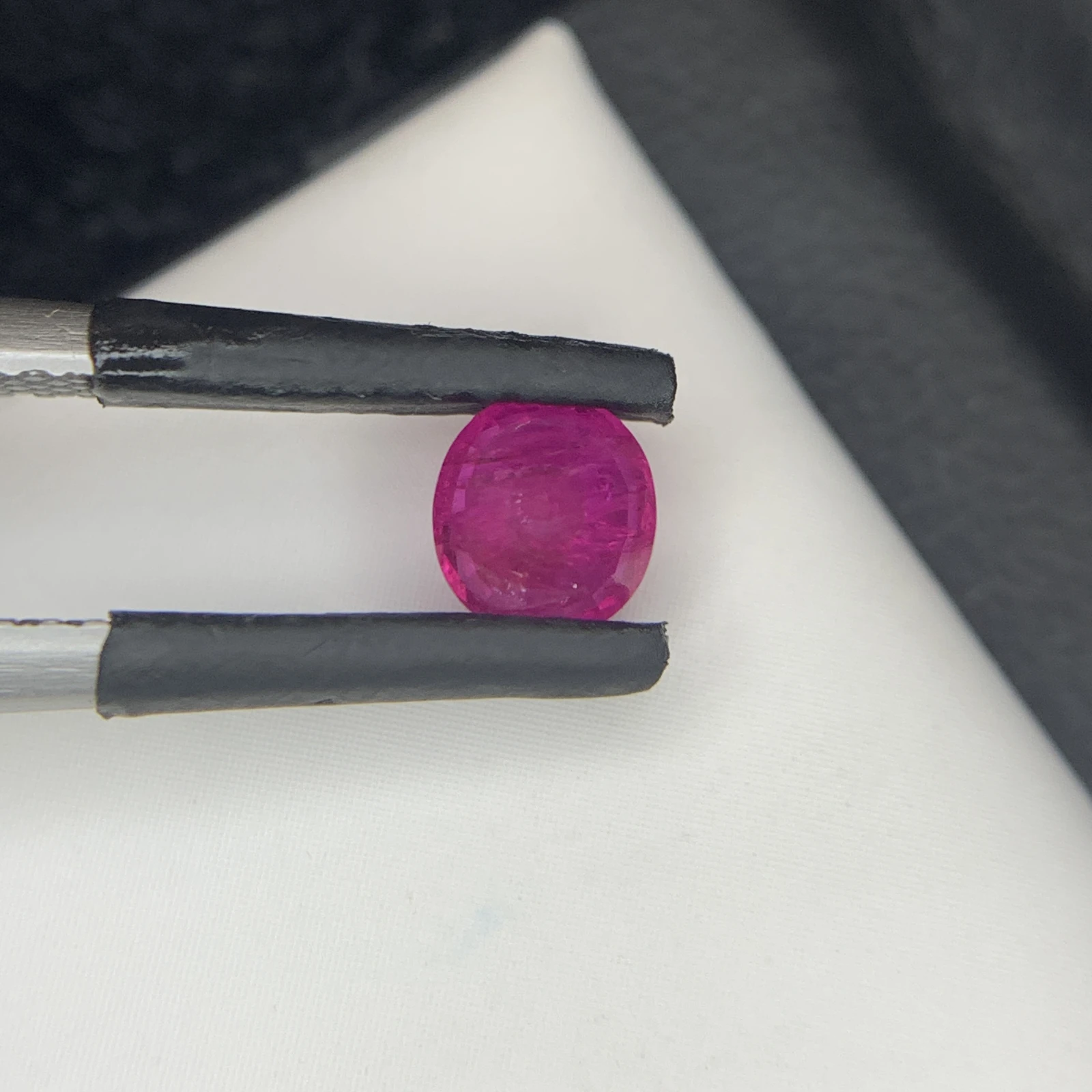 Natural 0.67ct Pinkish Red Ruby Afghanistan IGI Certified Loose Gemstone — view 6