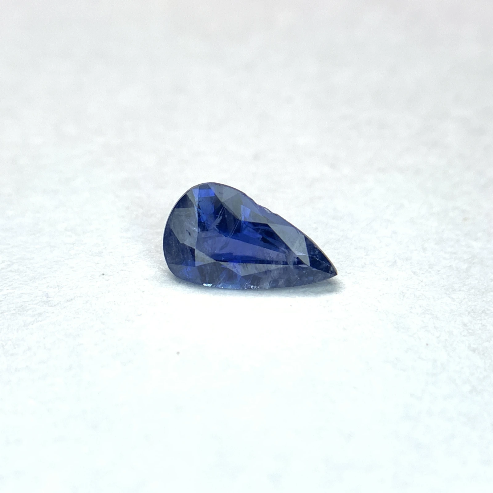Natural 0.67 carat Kashmir Blue Sapphire Faceted Loose Gemstone For Jewelry Making — view 7