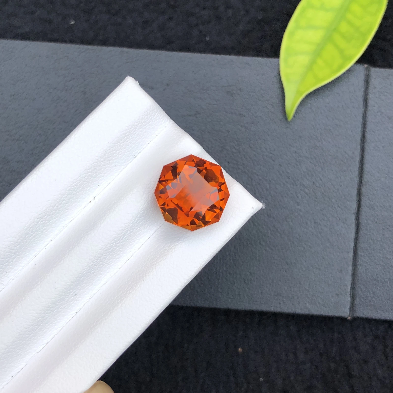 8.20ct Natural Madeira Citrine Octagon Shape Faceted Loose Gemstone — view 4