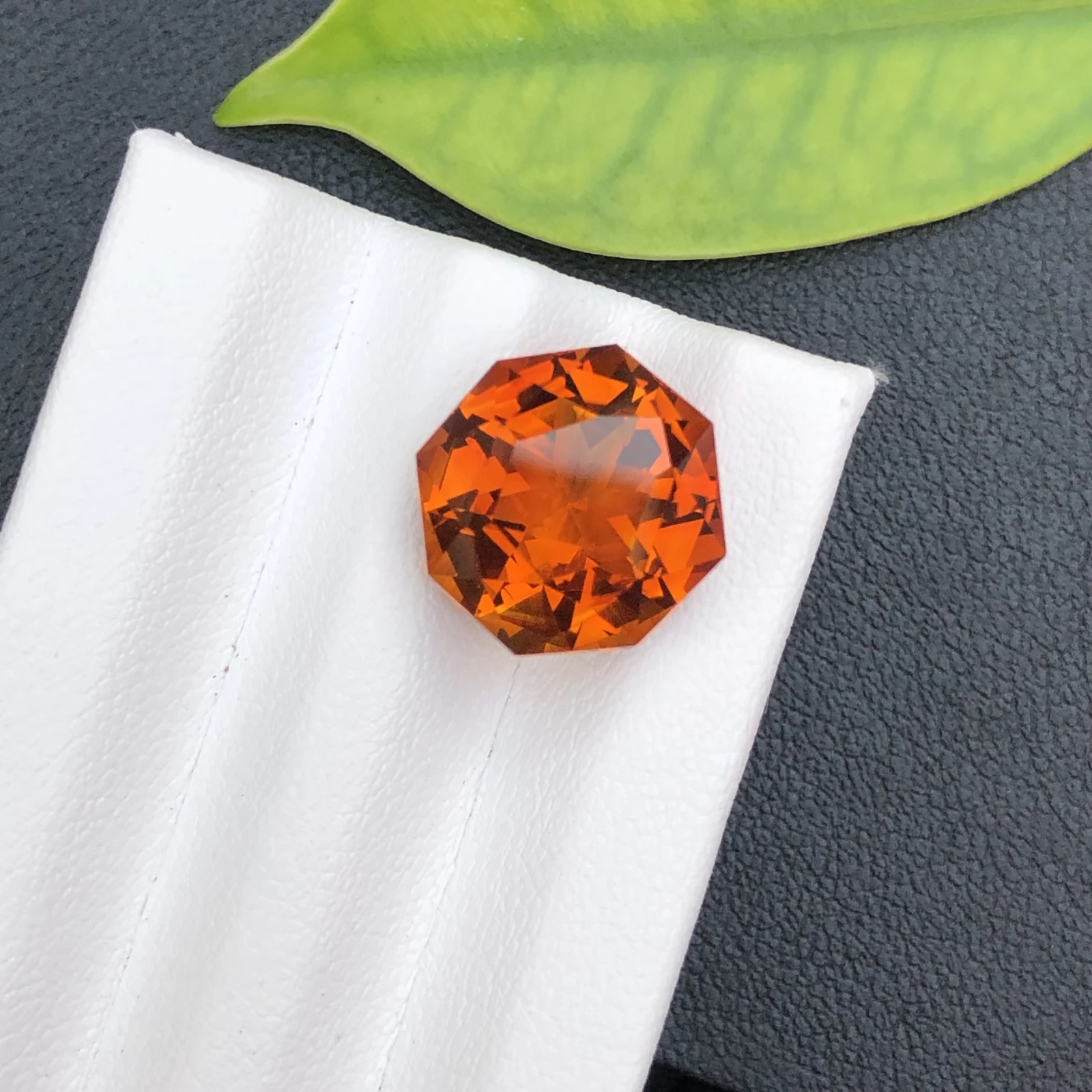 8.20ct Natural Madeira Citrine Octagon Shape Faceted Loose Gemstone — view 6