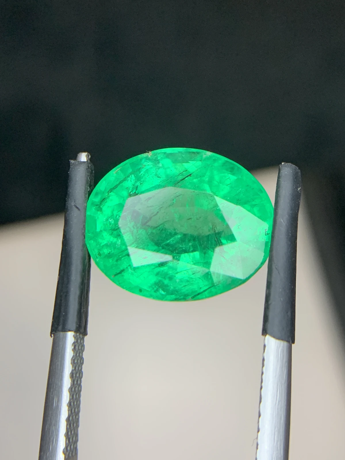 Bellerophon Certified 6.54 Ct Natural Panjshir Emerald Oval Shape Loose Gemstone — view 3