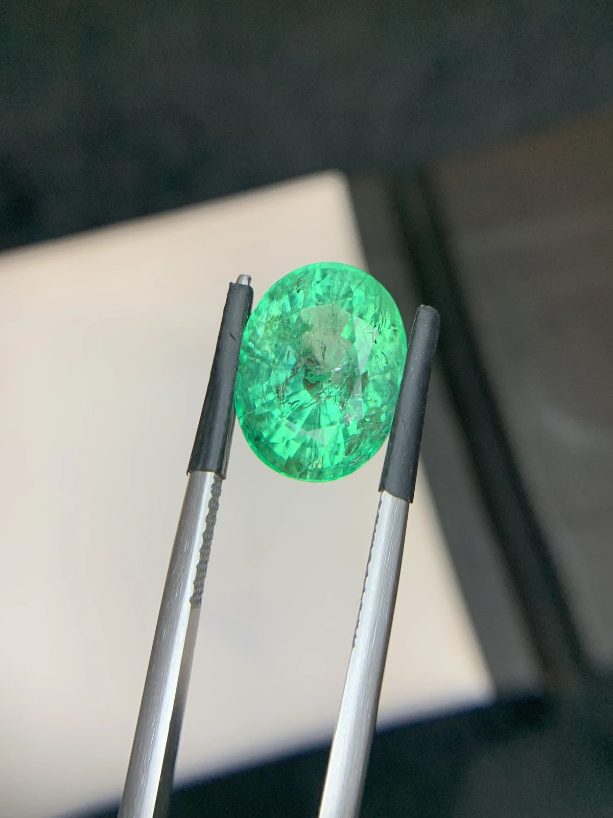 Bellerophon Certified 6.87 Ct Natural Panjshir Emerald Oval Shape Loose Gemstone — view 2