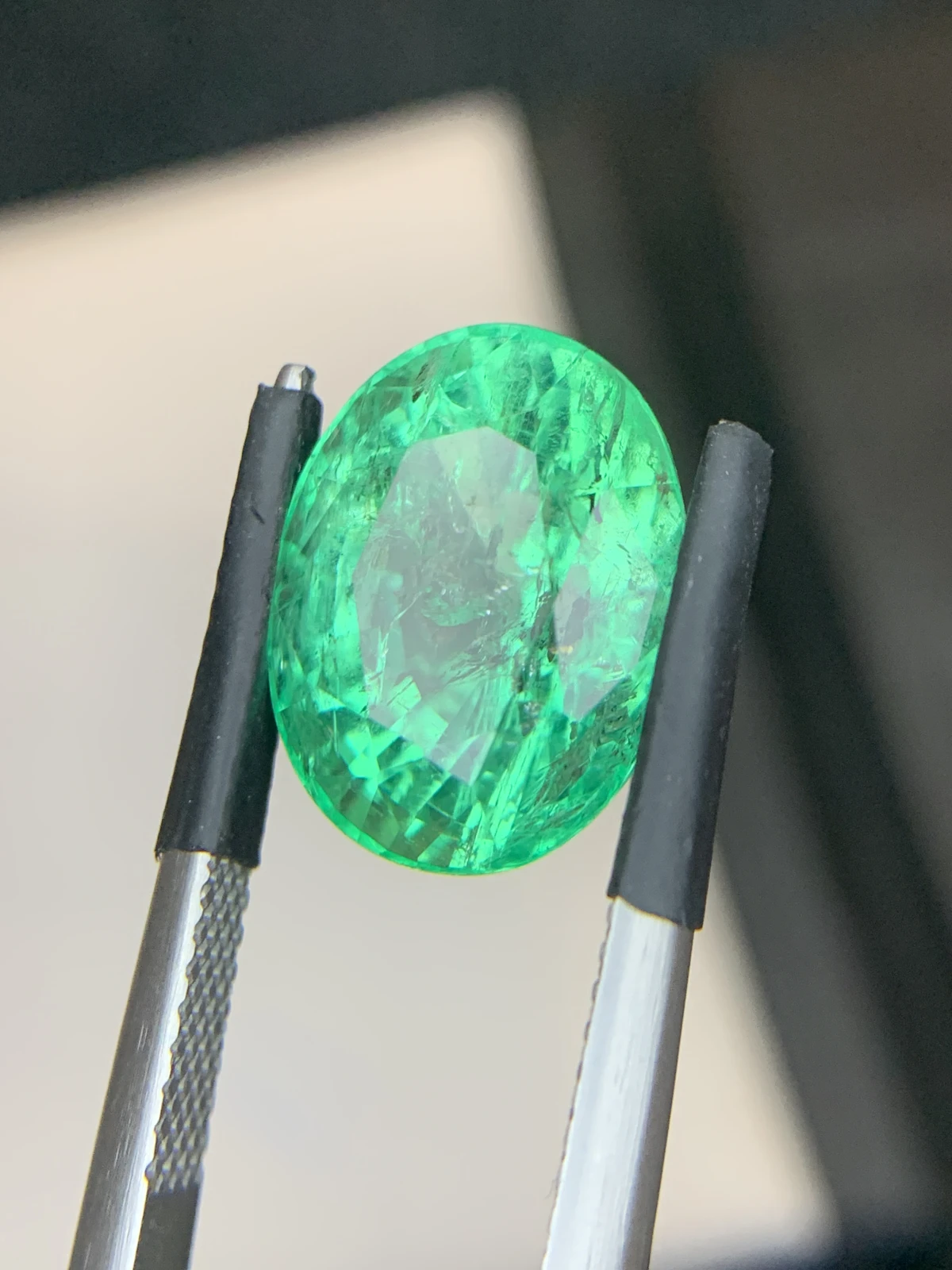 Bellerophon Certified 6.87 Ct Natural Panjshir Emerald Oval Shape Loose Gemstone — view 6