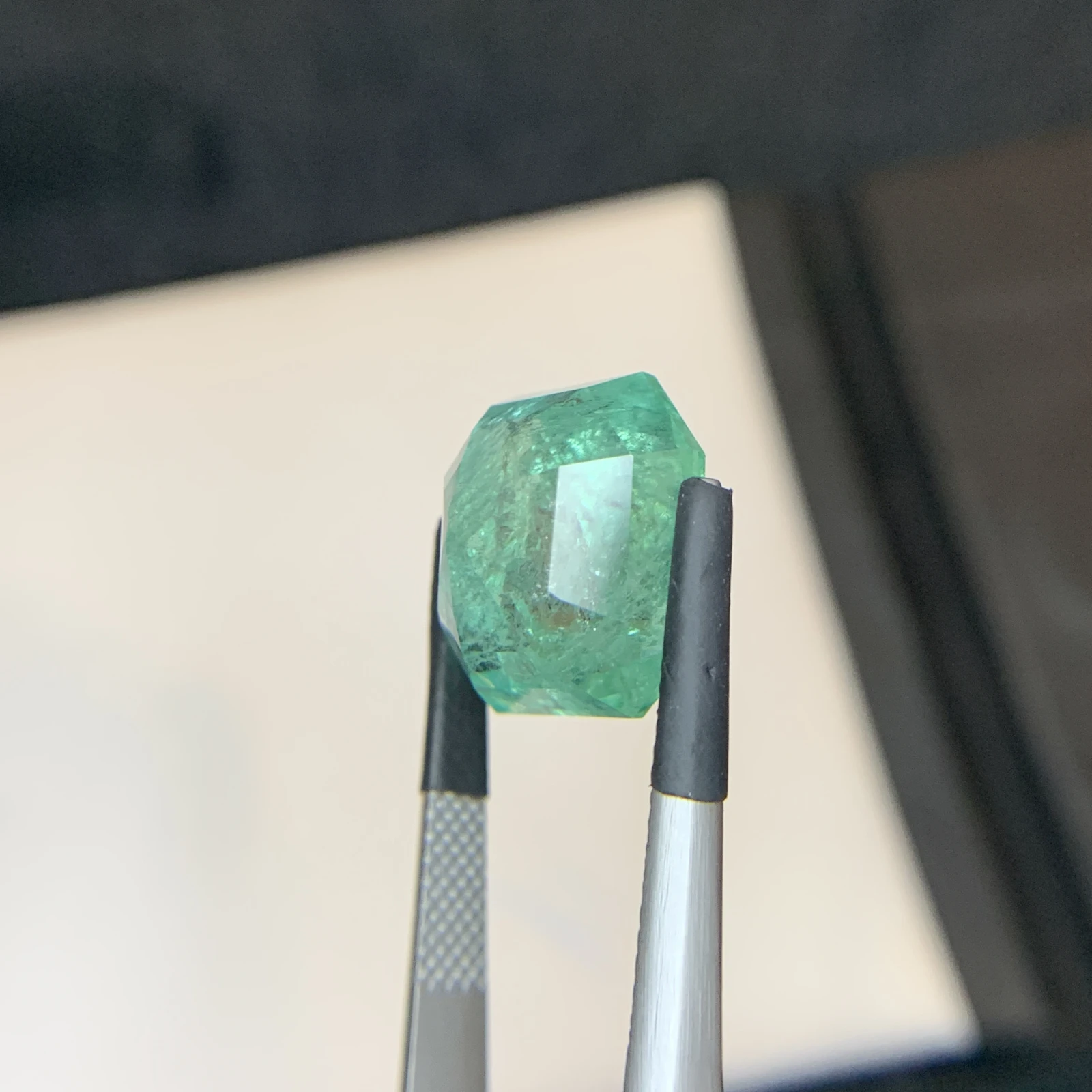 Bellerophon Certified 10.58 Ct Natural Bluish Green  Emerald Octagonal Shape Loose Gemstone from Zambia — view 8