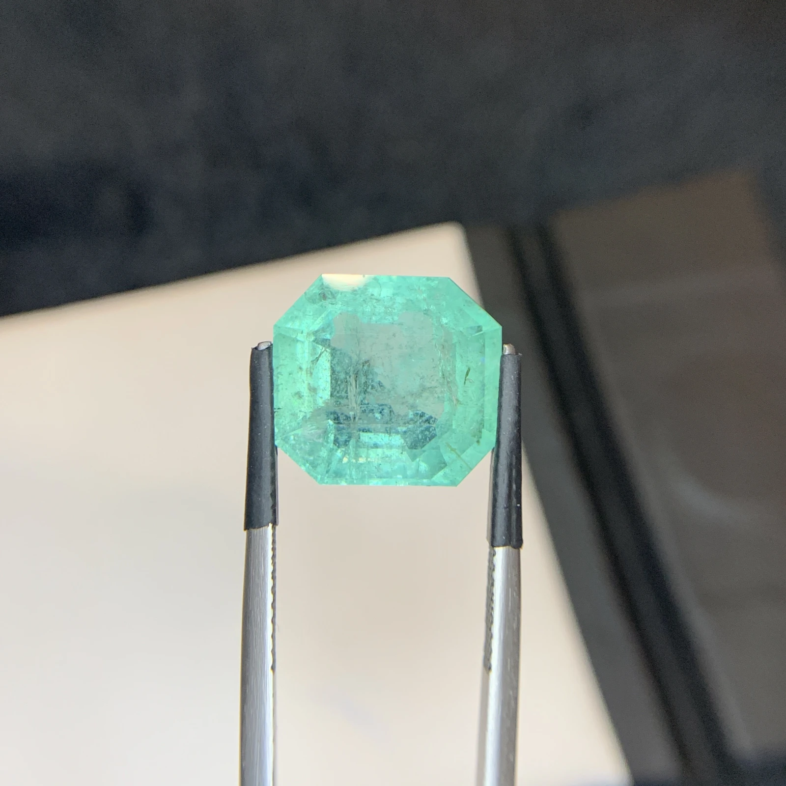 Bellerophon Certified 10.58 Ct Natural Bluish Green  Emerald Octagonal Shape Loose Gemstone from Zambia — view 4