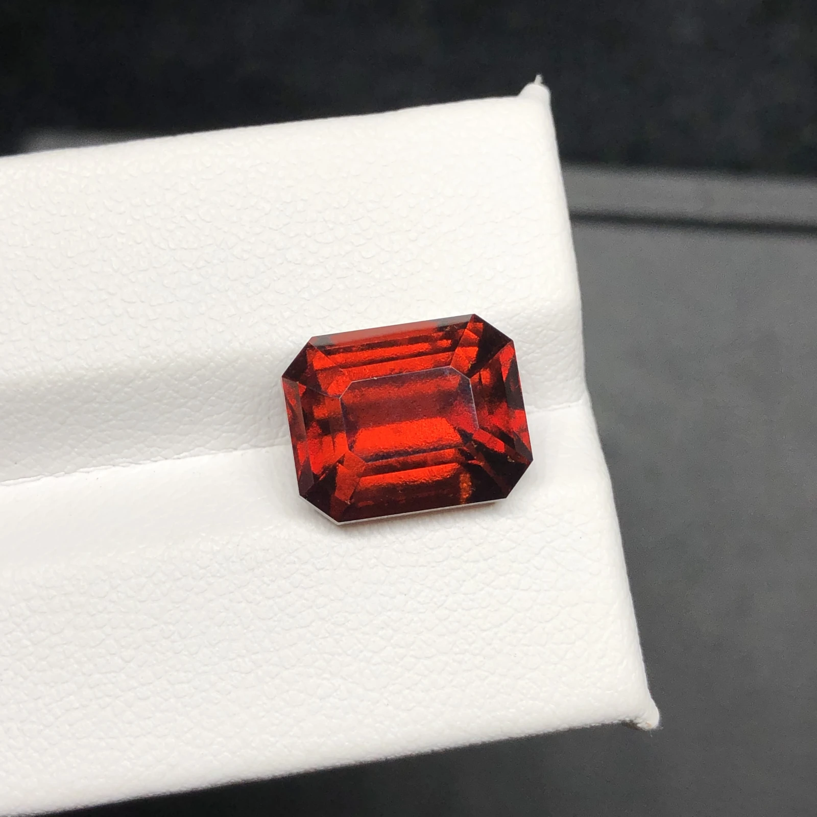 8.83 Carat Natural Spessartine Garnet Faceted Loose Gemstone — view 5