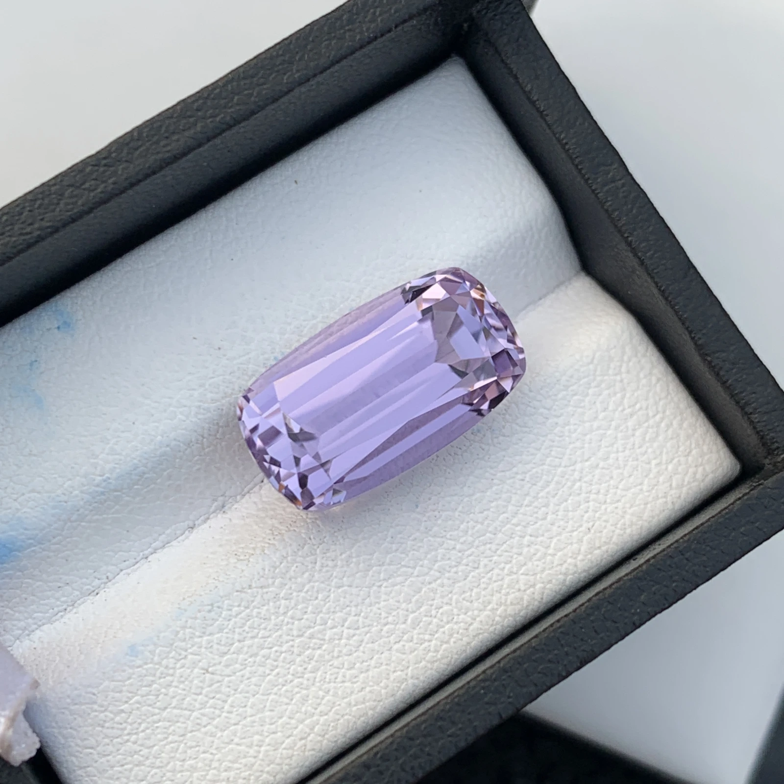 16.12 ct Natural Unheated Purple Kunzite Cushion Shape Loose Gemstone from Afghanistan — view 11