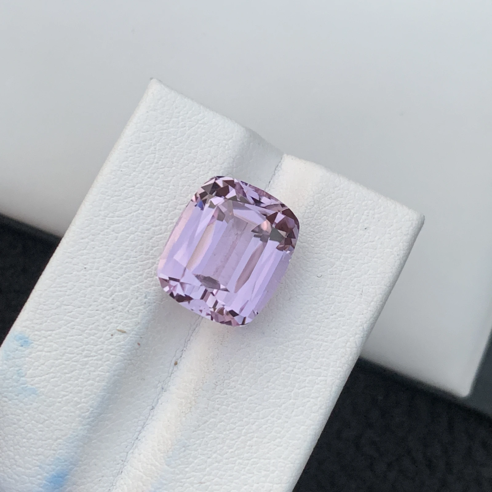 14.28 Ct Natural Unheated Pink Kunzite Cushion Shape Loose Gemstone from Afghanistan — view 2
