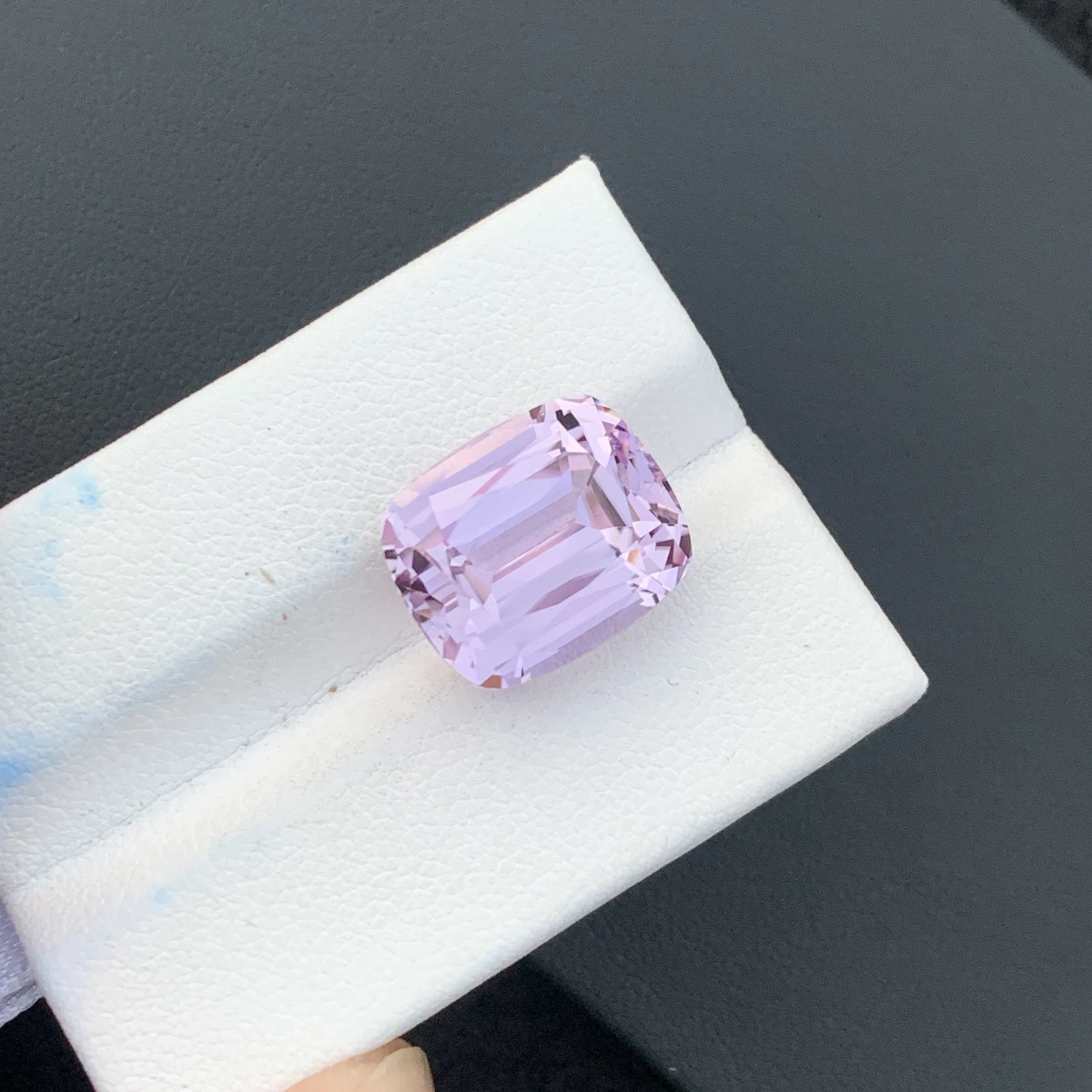 14.28 Ct Natural Unheated Pink Kunzite Cushion Shape Loose Gemstone from Afghanistan — view 5