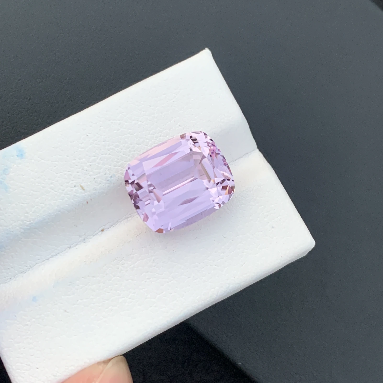 14.28 Ct Natural Unheated Pink Kunzite Cushion Shape Loose Gemstone from Afghanistan — view 6