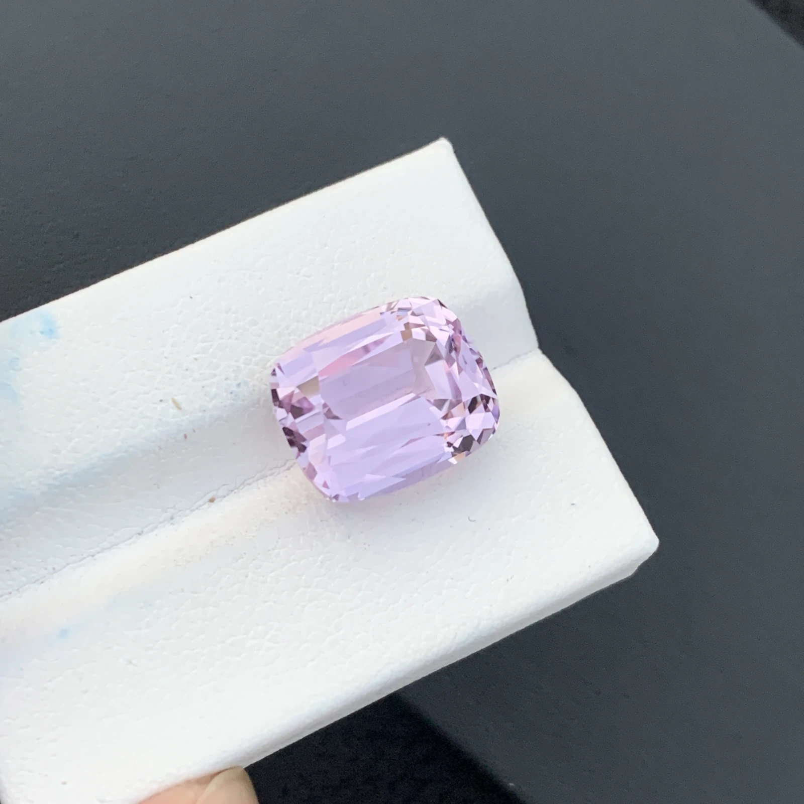 14.28 Ct Natural Unheated Pink Kunzite Cushion Shape Loose Gemstone from Afghanistan — view 7