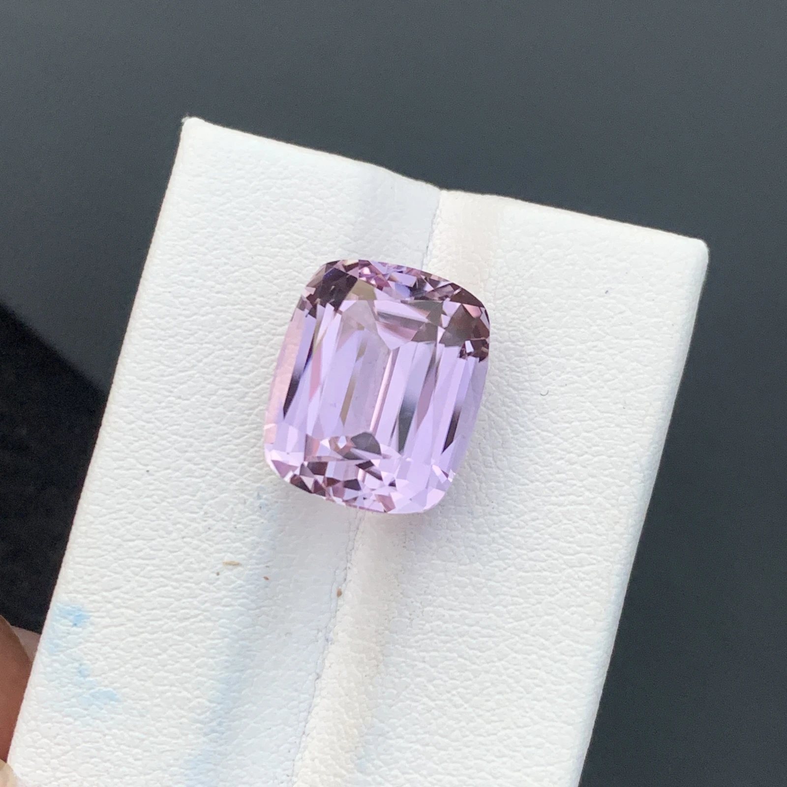 14.28 Ct Natural Unheated Pink Kunzite Cushion Shape Loose Gemstone from Afghanistan — view 12