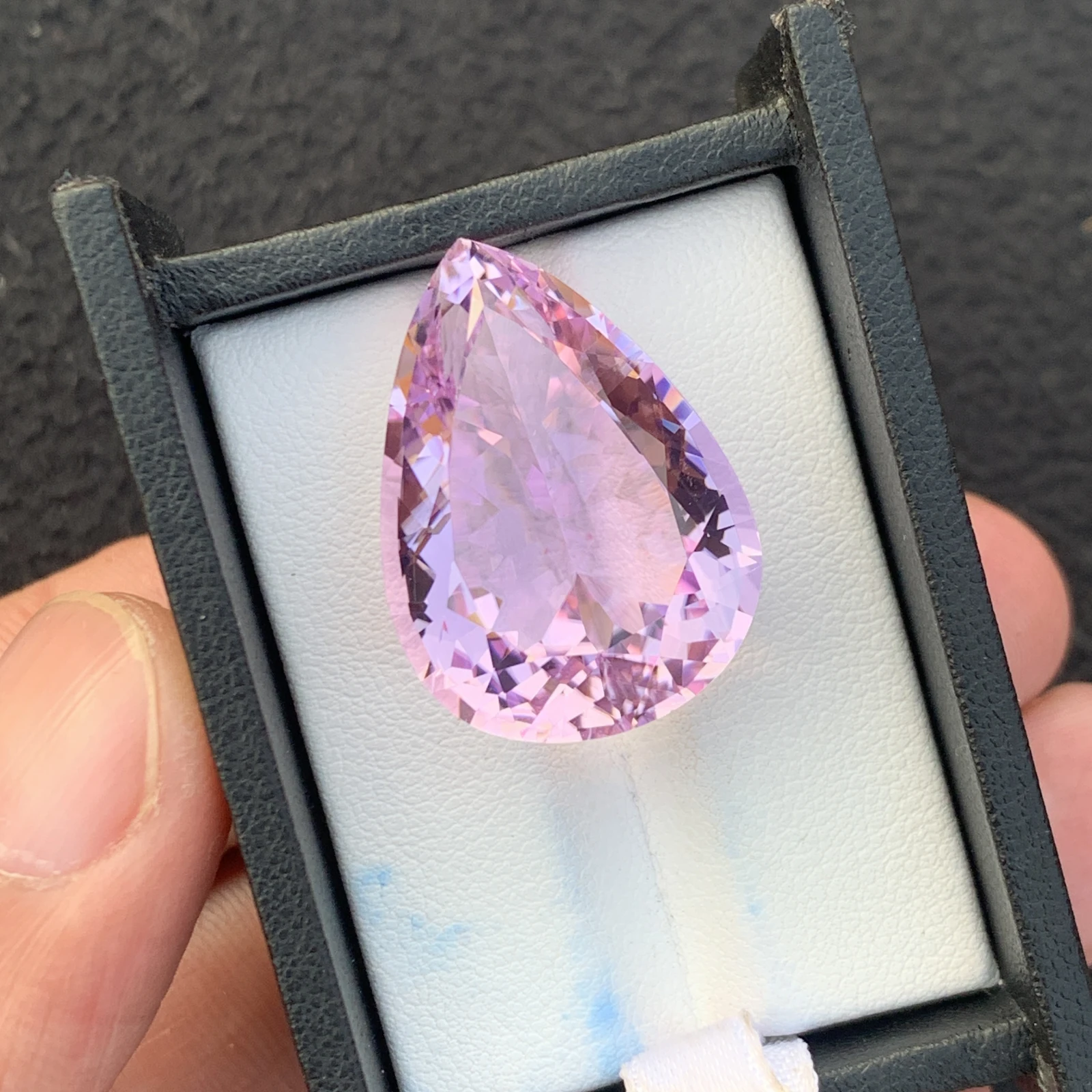 49.55 ct Natural Pink Kunzite Pear Shape Loose Gemstone from Afghanistan — view 4