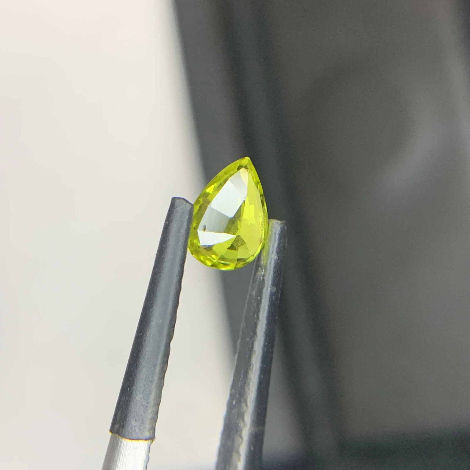 IGI Certified 0.67ct Natural Greenish Yellow Chrysoberyl Pear Shape Loose Gemstone — view 13