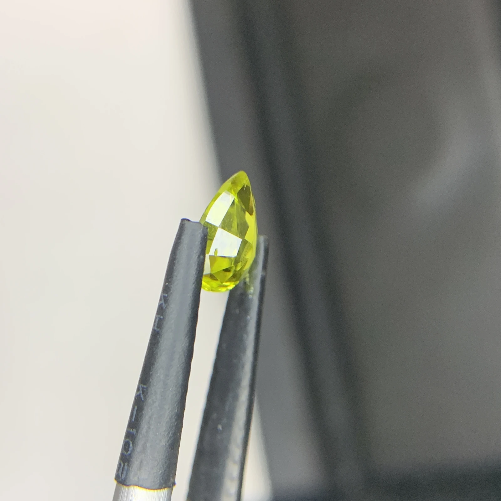 IGI Certified 0.67ct Natural Greenish Yellow Chrysoberyl Pear Shape Loose Gemstone — view 14