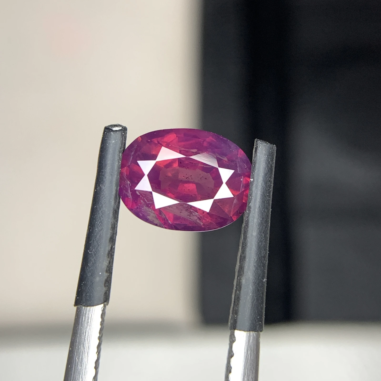 2.07 ct Natural Purplish Red Kashmir Ruby Oval Shape Loose Gemstone from Pakistan — view 3