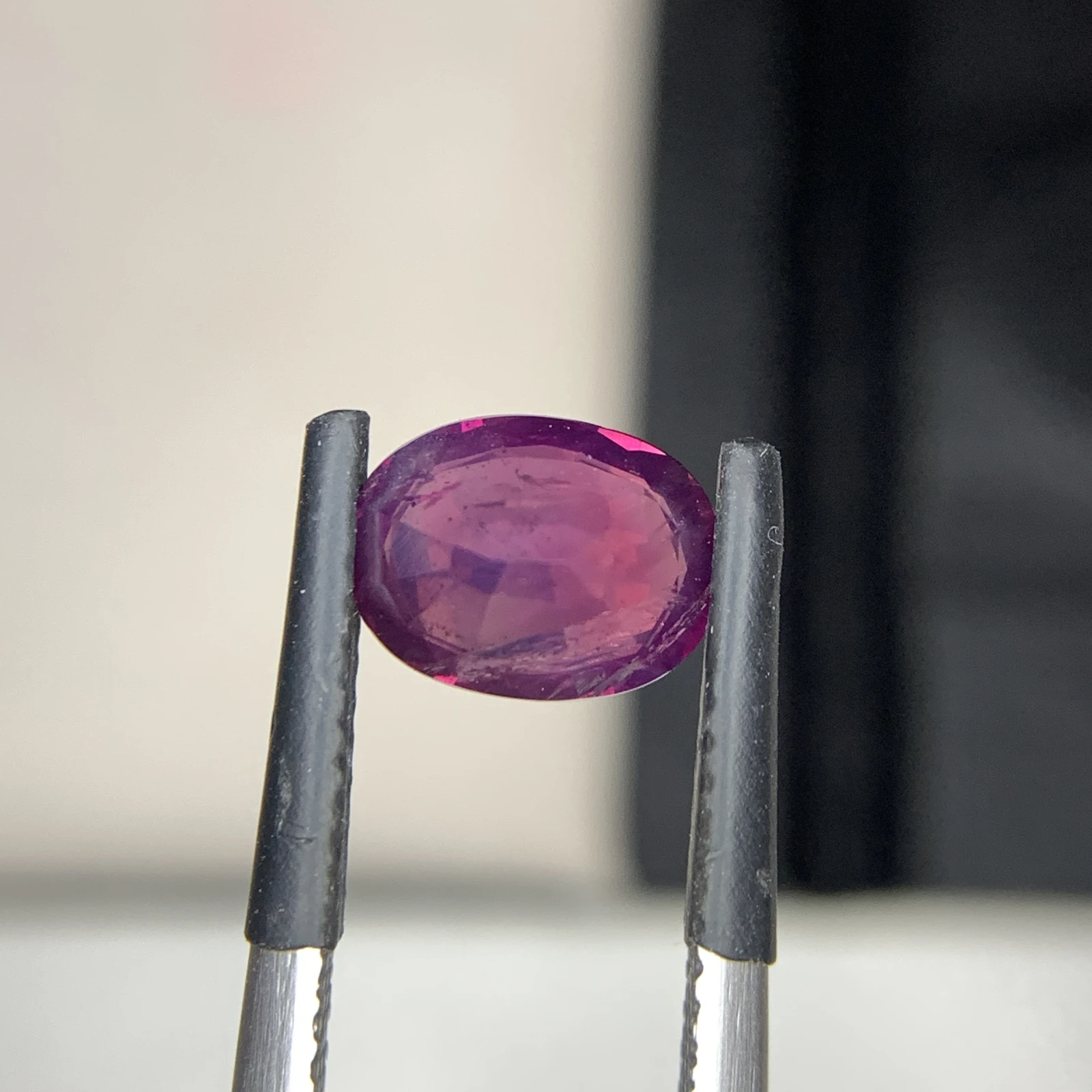 2.07 ct Natural Purplish Red Kashmir Ruby Oval Shape Loose Gemstone from Pakistan — view 8