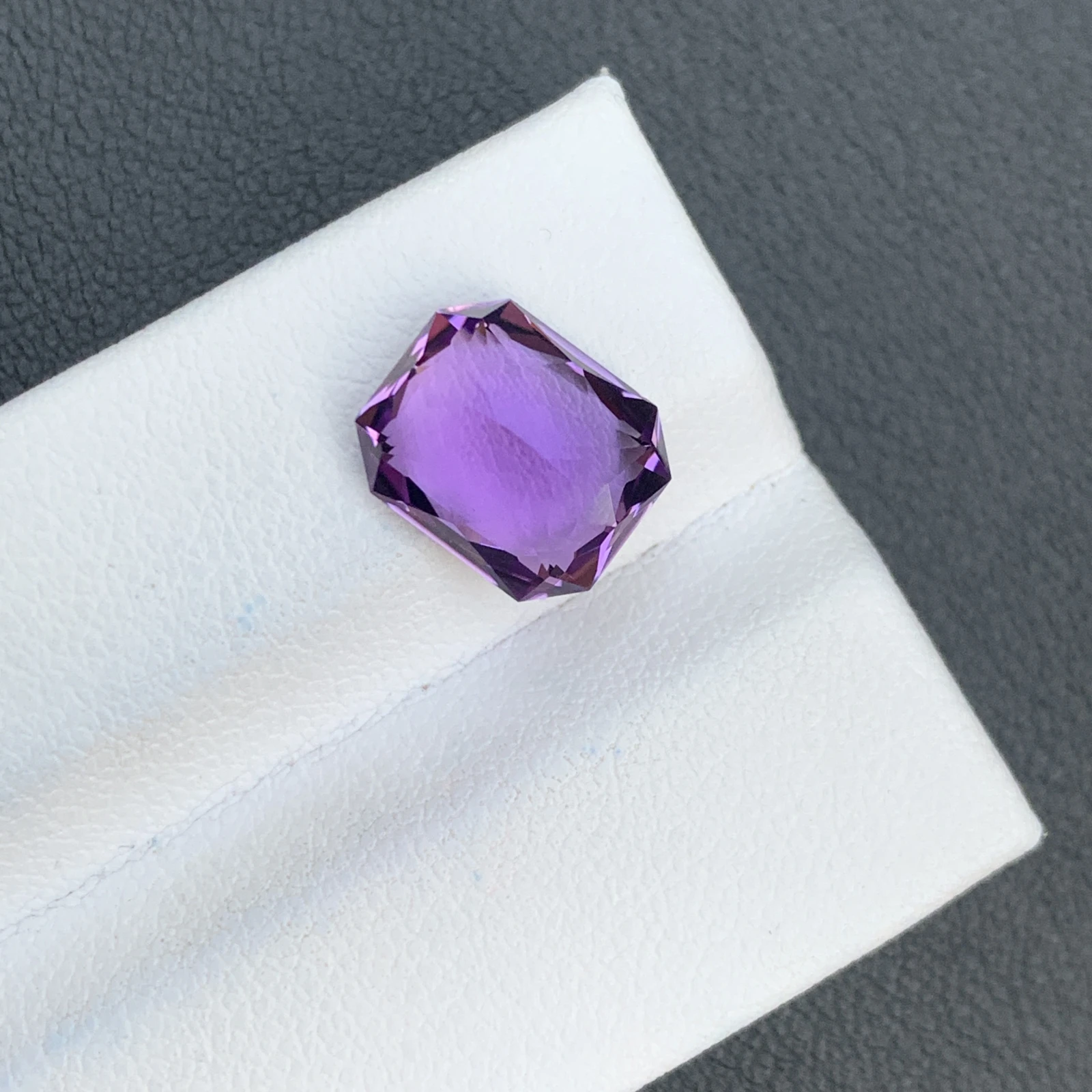 3.78 ct Natural Purple Amethyst Octagon Shape Loose Gemstone — view 13