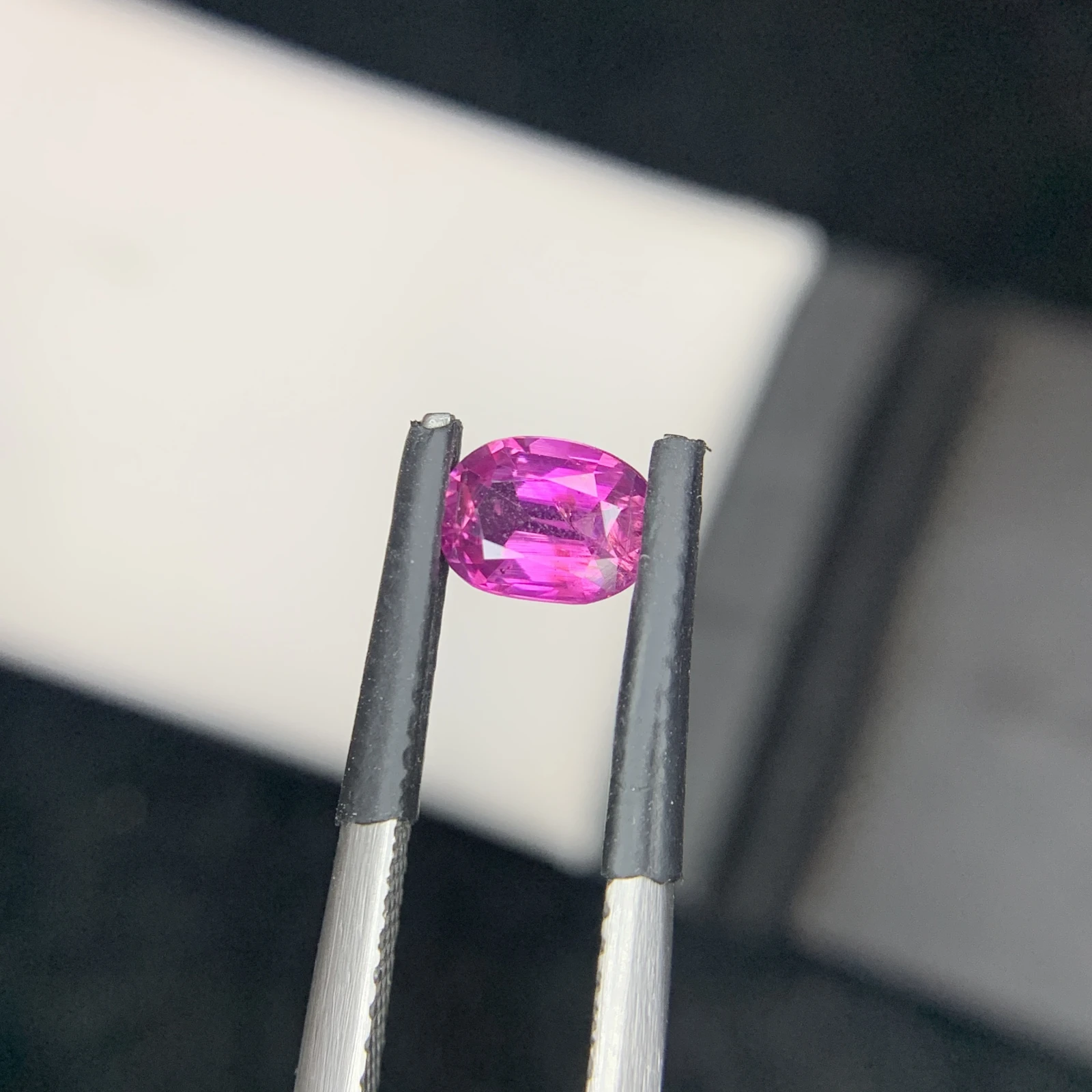 0.76 carat Natural Pink Kashmir Sapphire Cushion Shape Loose Gemstone from Pakistan — view 10