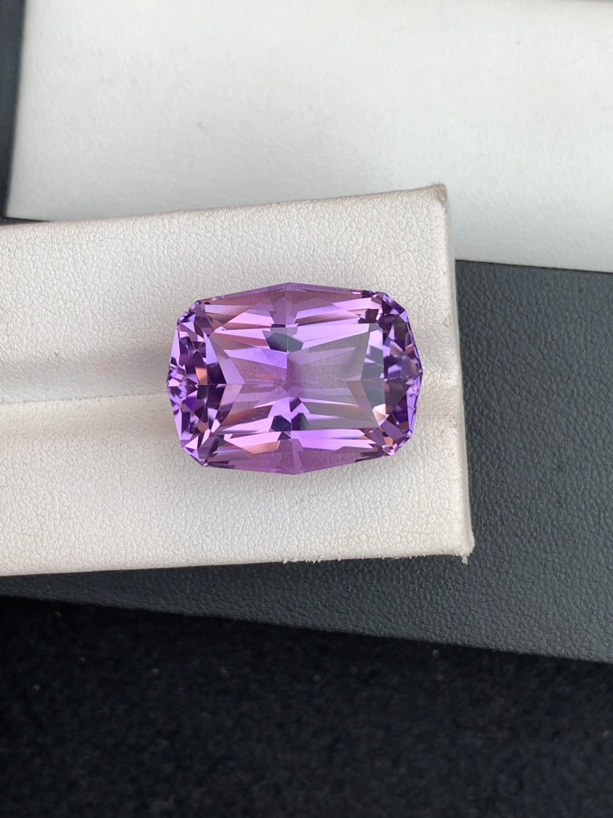 ICA GemLab Certified Natural 30.37 ct Natural Purple Amethyst Fancy Shape Loose Gemstone — view 2
