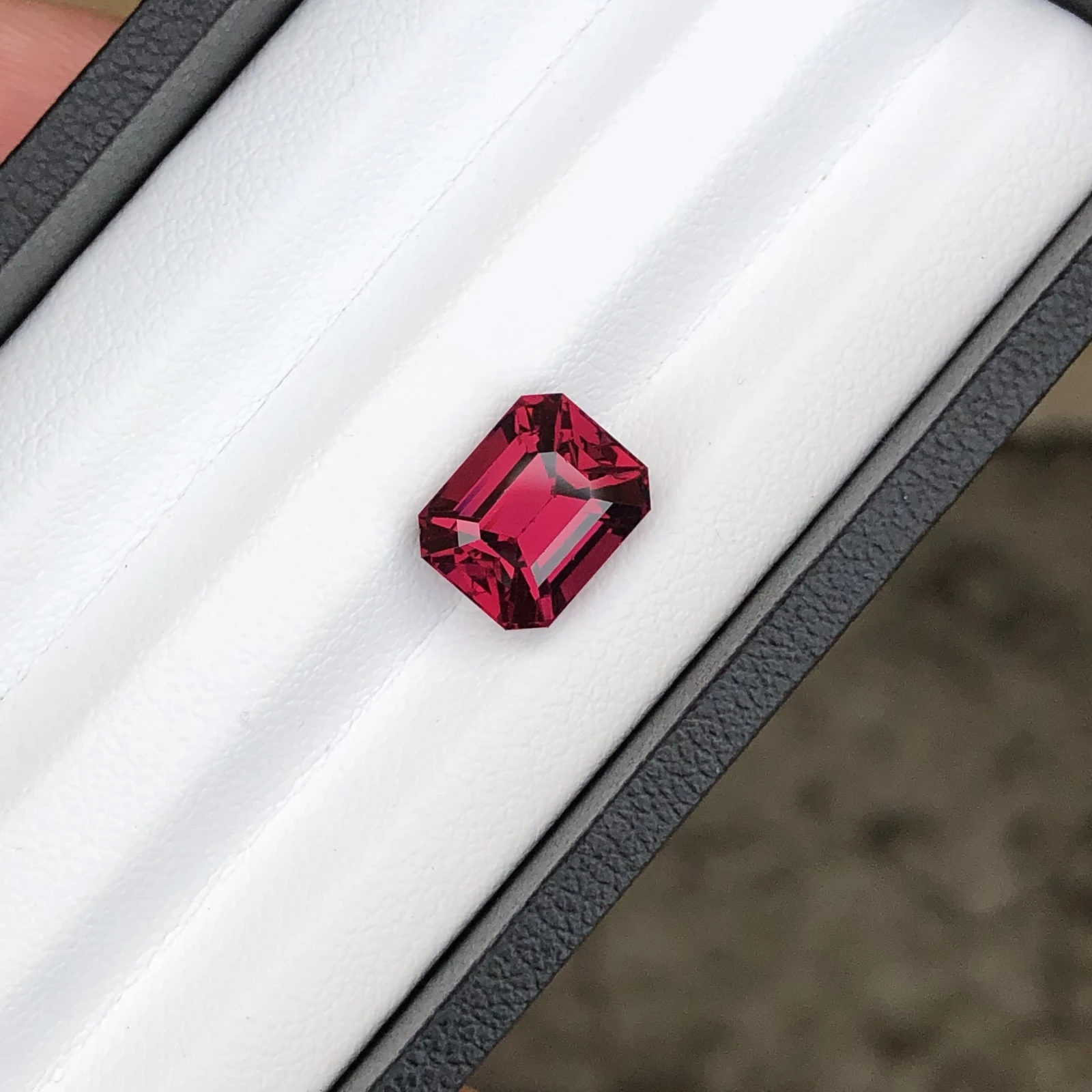 5.40 ct Natural Rhodolite Garnet Octagon Shape Loose Gemstone — view 16