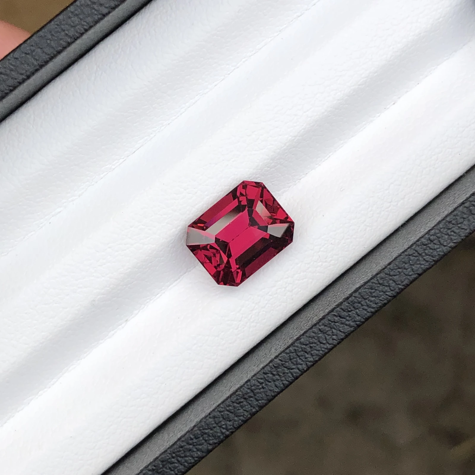 5.40 ct Natural Rhodolite Garnet Octagon Shape Loose Gemstone — view 3