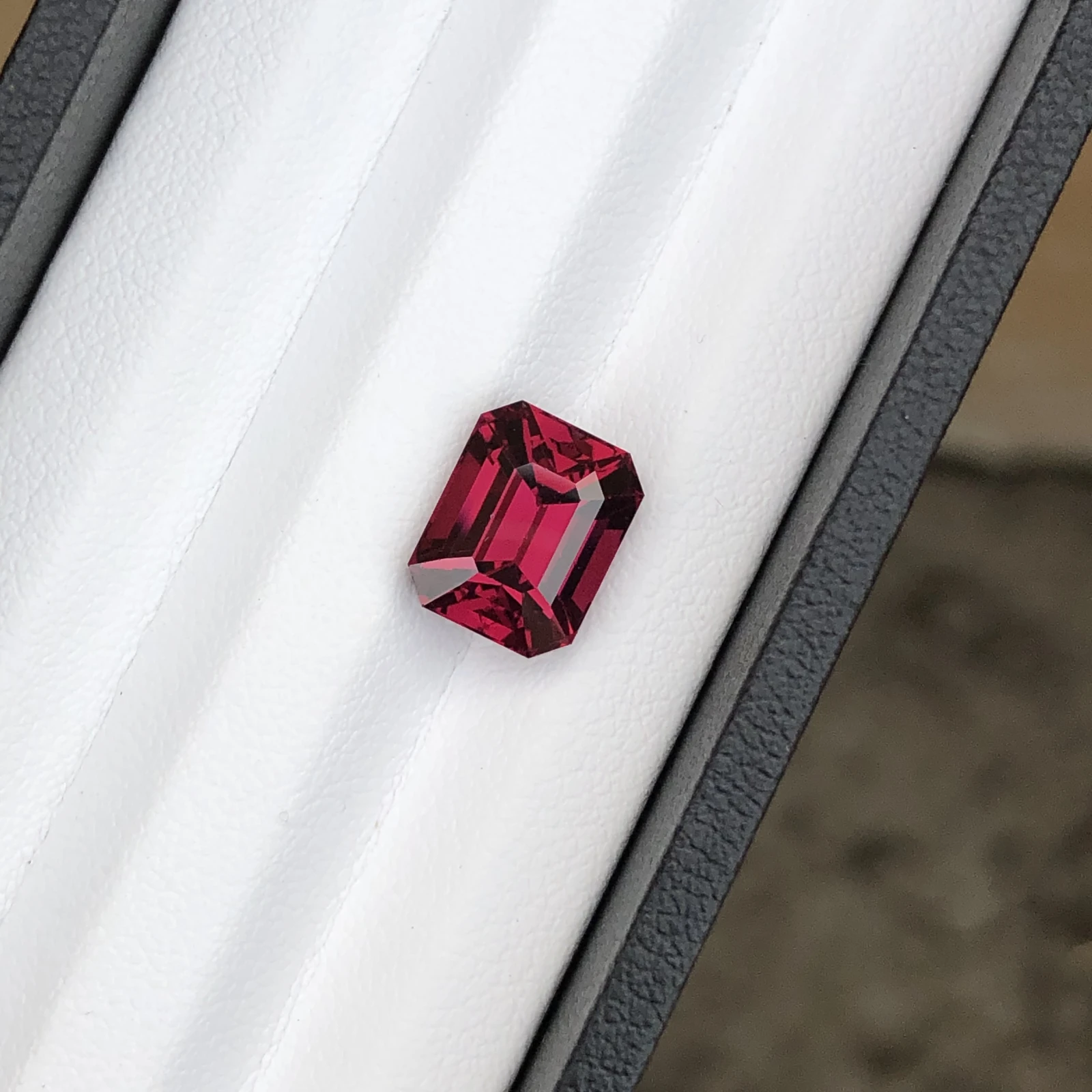 5.40 ct Natural Rhodolite Garnet Octagon Shape Loose Gemstone — view 6