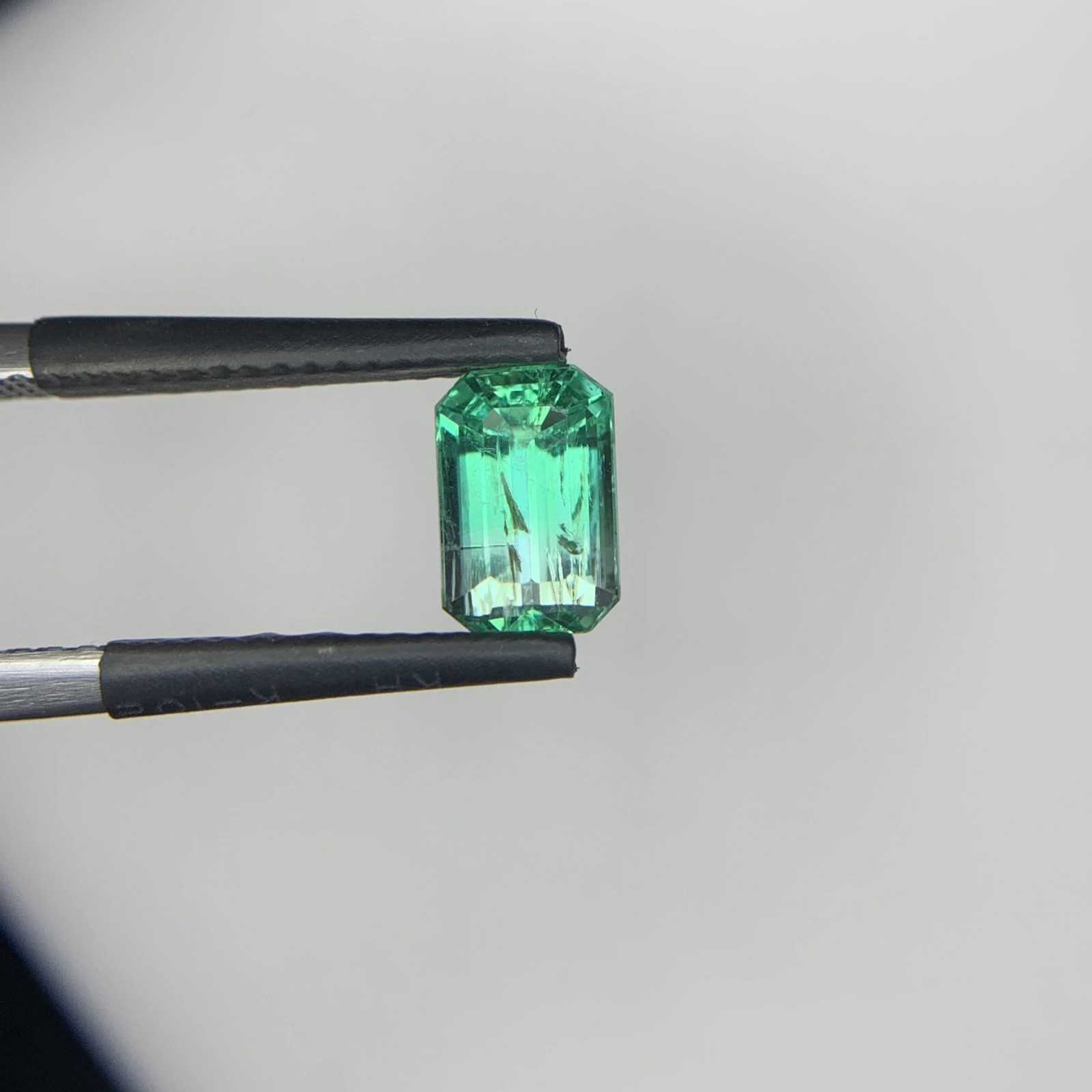 Natural Green Emerald 1.29 Carat Emerald Shape Faceted Loose Gemstone — view 1