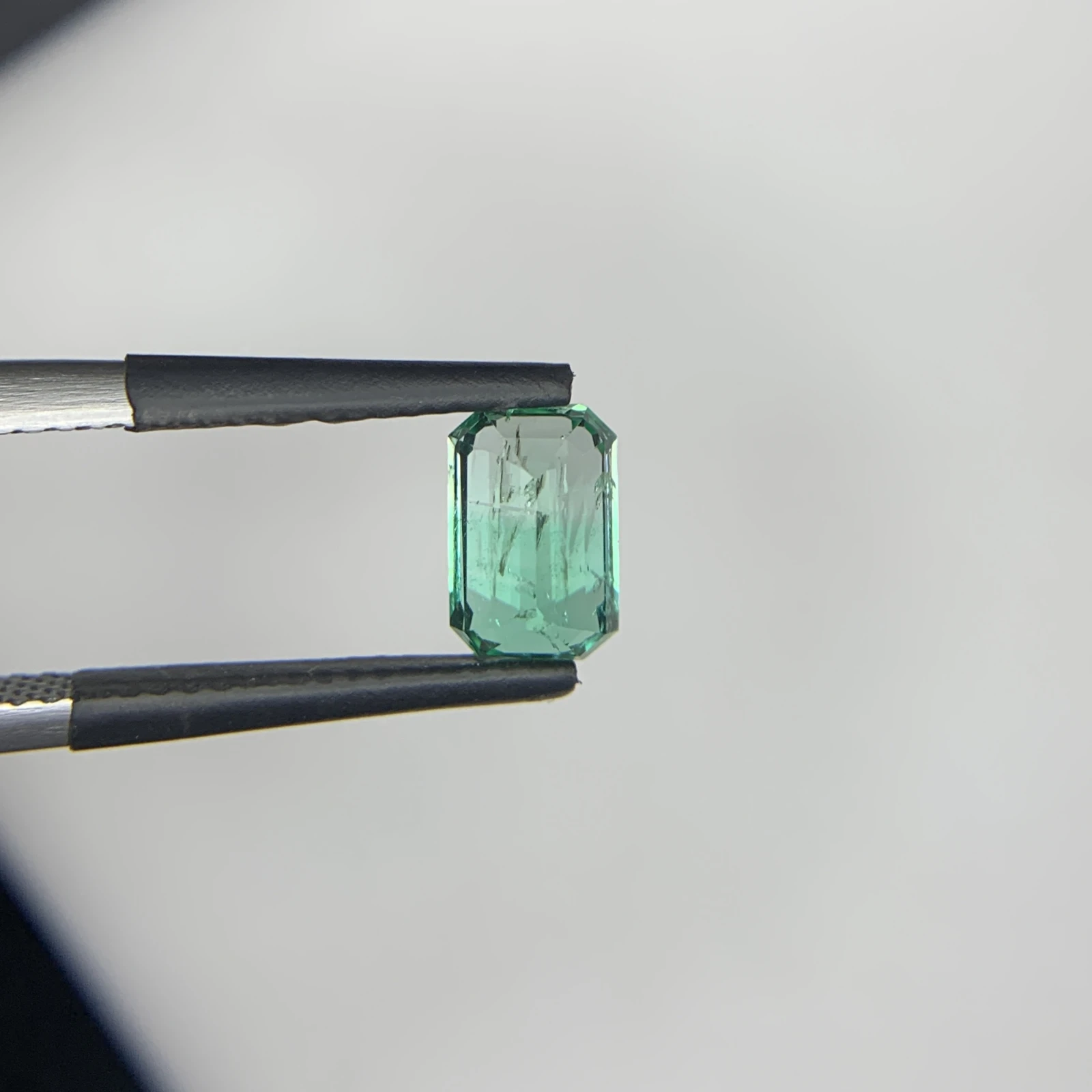 Natural Green Emerald 1.29 Carat Emerald Shape Faceted Loose Gemstone — view 11