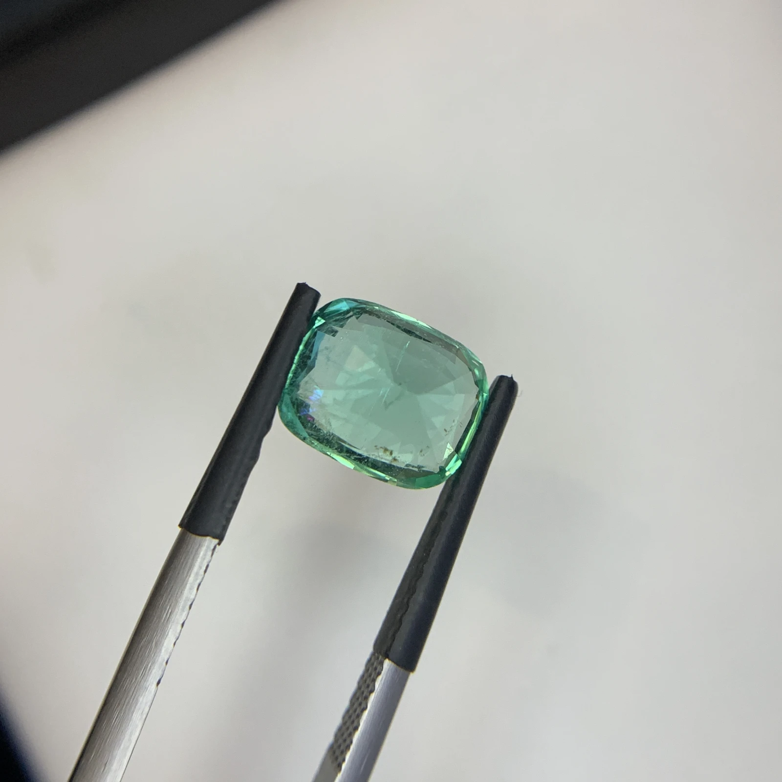IGI Certified 3.14 ct Natural Panjshir Emerald Cushion Shape Loose Gemstone from Afghanistan — view 12
