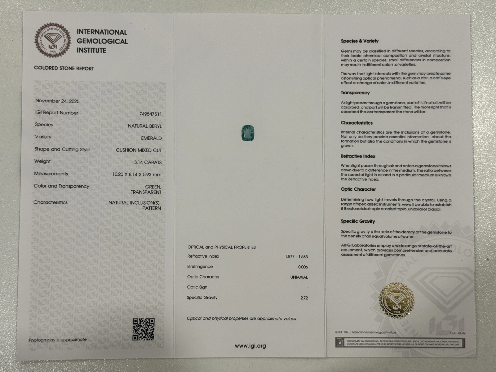 IGI Certified 3.14 ct Natural Panjshir Emerald Cushion Shape Loose Gemstone from Afghanistan — view 1