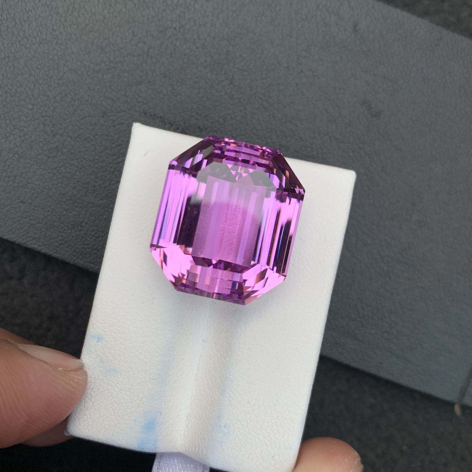 Natural Purple Kunzite 51.45 Carat Faceted Octagon Shape Loose Gemstone — view 5