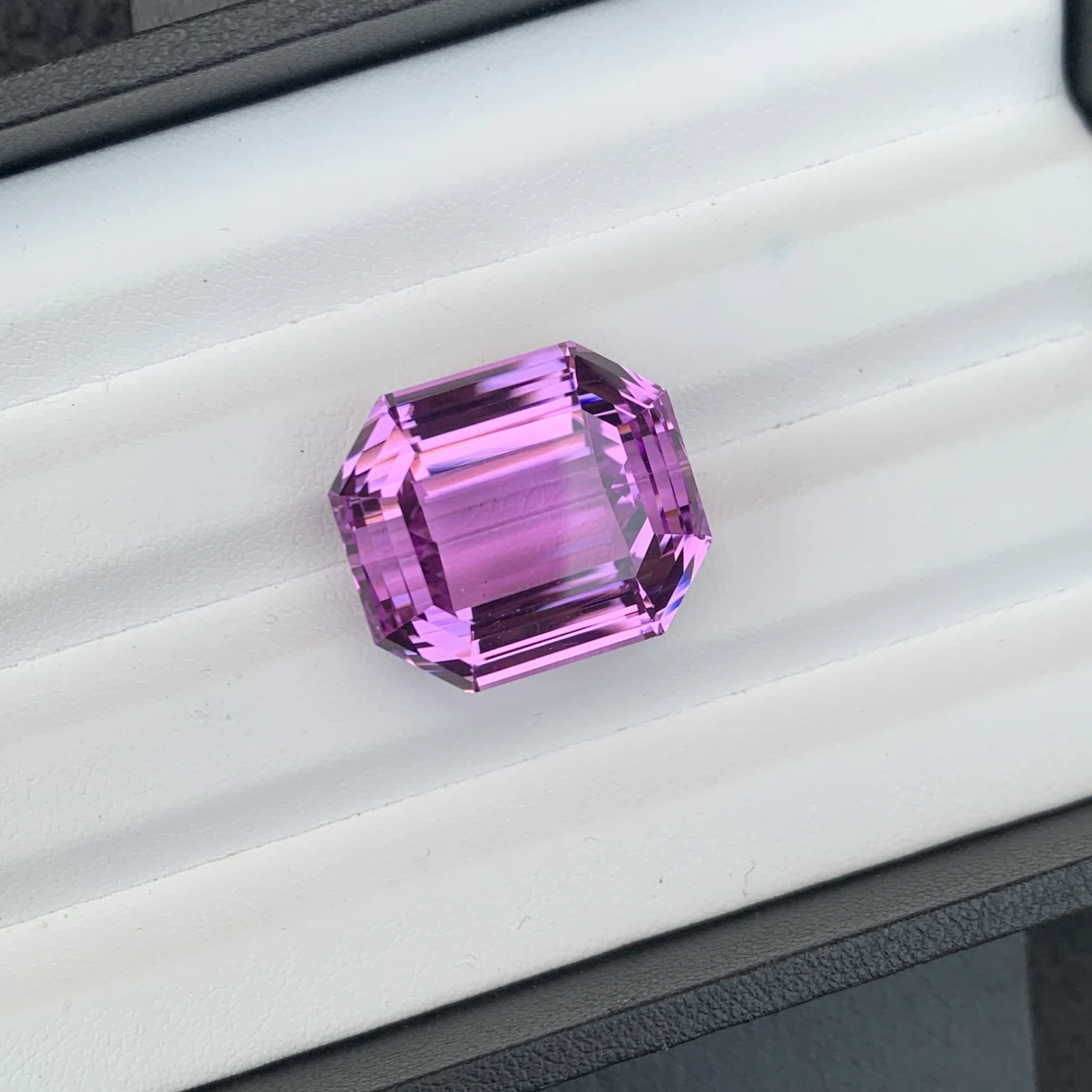 Natural Purple Kunzite 51.45 Carat Faceted Octagon Shape Loose Gemstone — view 11