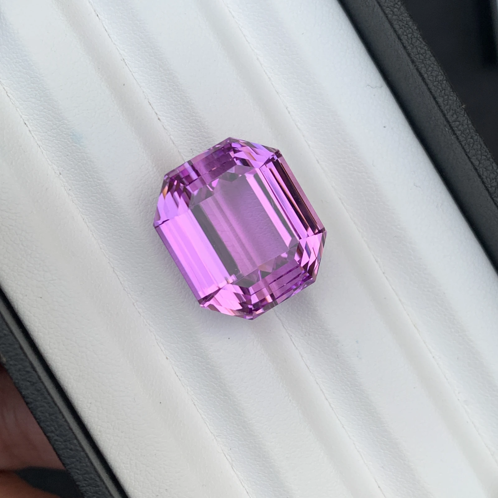 Natural Purple Kunzite 51.45 Carat Faceted Octagon Shape Loose Gemstone — view 12