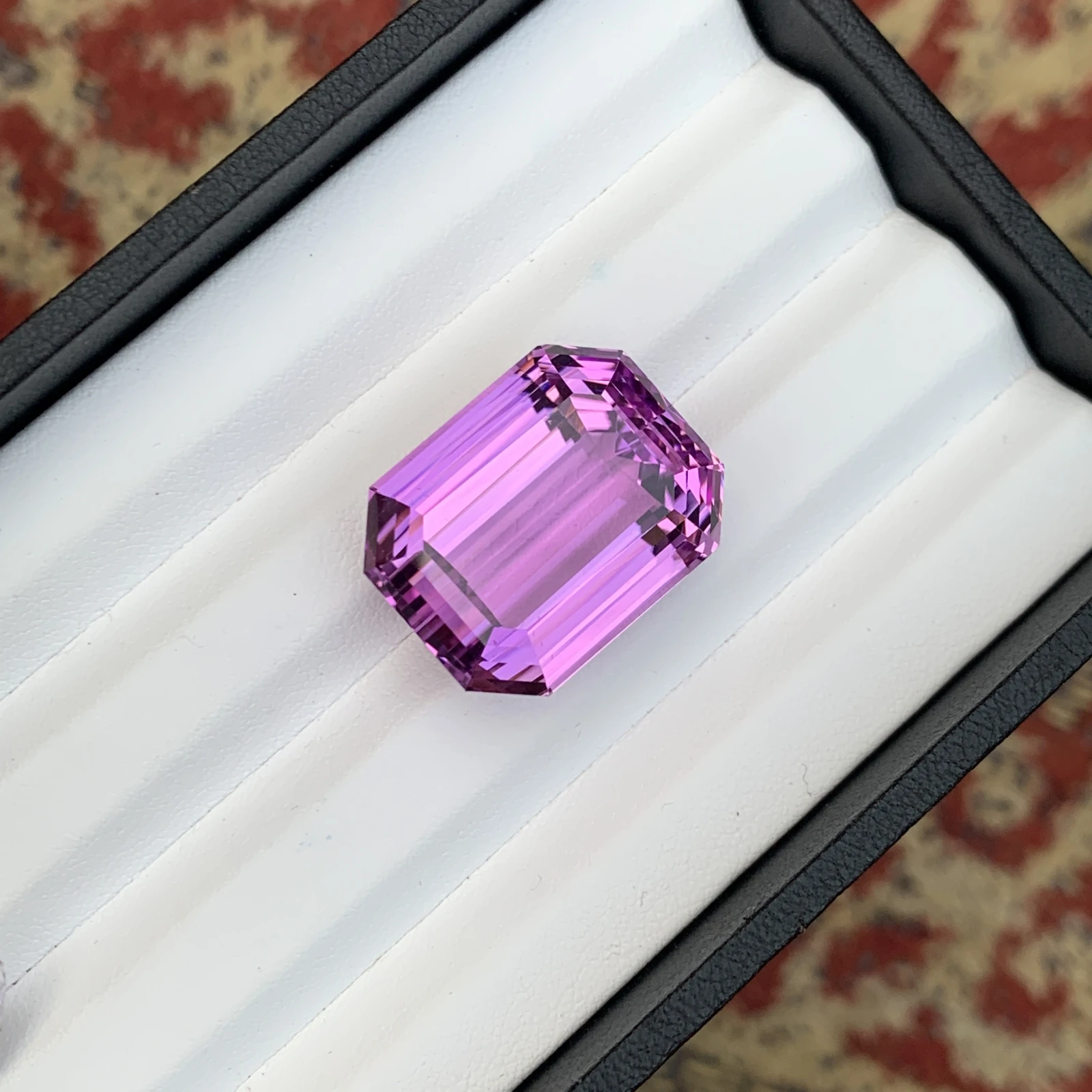 Natural Purple Kunzite 62.40 Carat Faceted Emerald Loose Gemstone — view 11