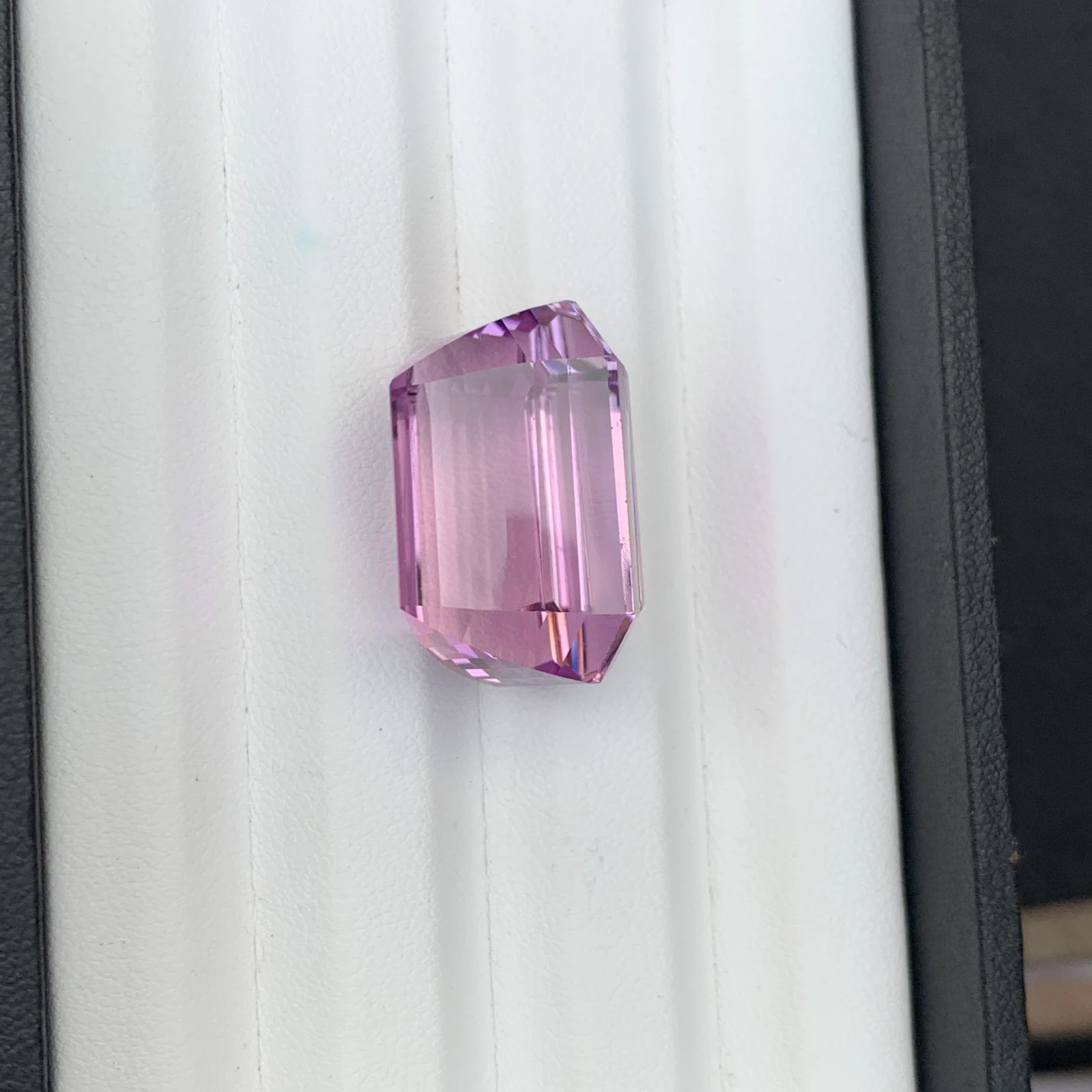 Natural Purple Kunzite 62.40 Carat Faceted Emerald Loose Gemstone — view 14