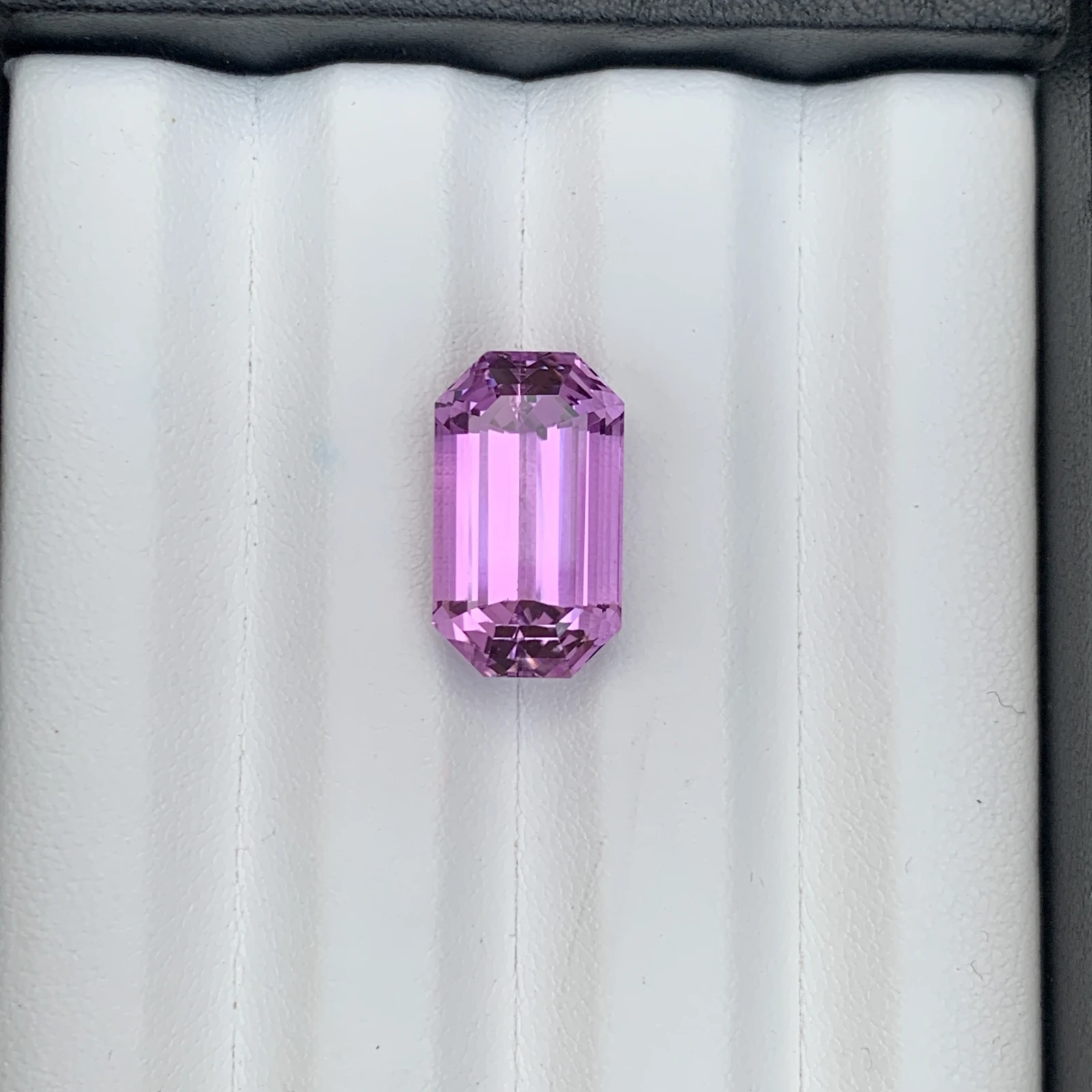 Natural Pinkish Purple Kunzite 16.03 Carat Faceted Emerald Cut Loose Gemstone — view 4