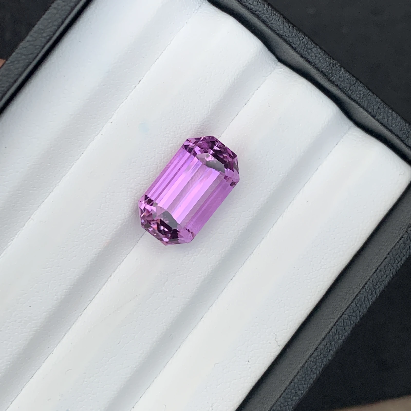 Natural Pinkish Purple Kunzite 16.03 Carat Faceted Emerald Cut Loose Gemstone — view 7