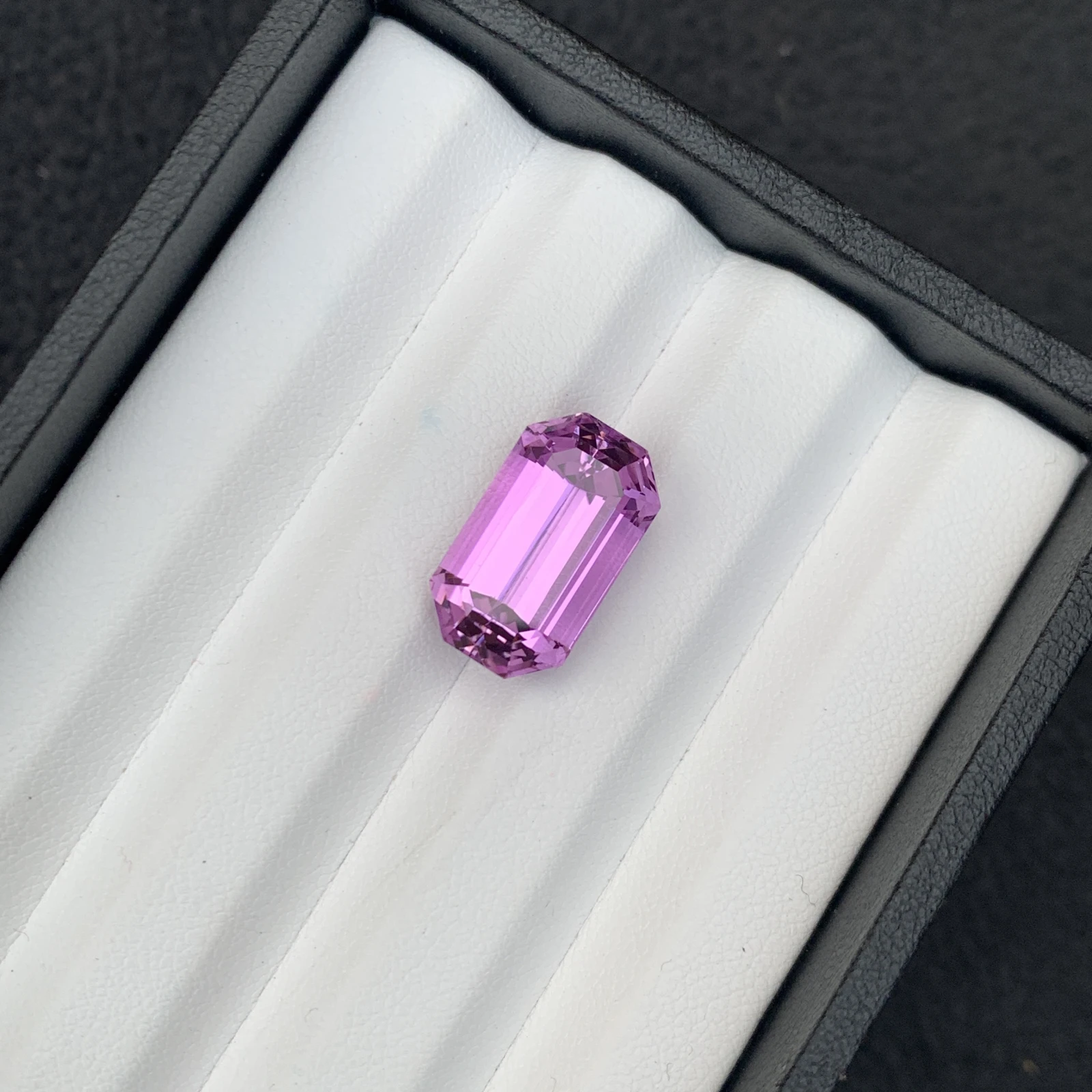 Natural Pinkish Purple Kunzite 16.03 Carat Faceted Emerald Cut Loose Gemstone — view 15