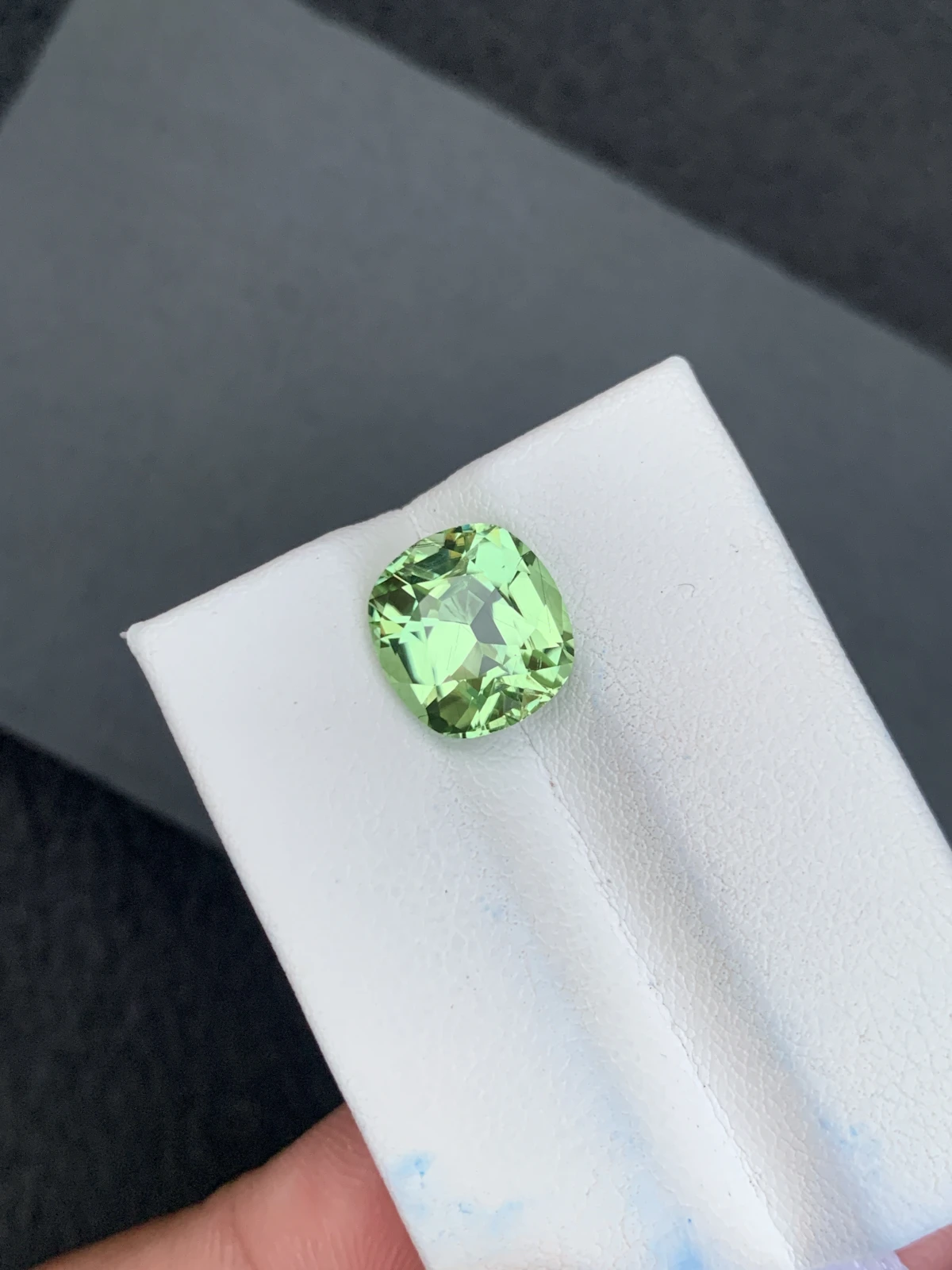 5.20 ct Natural Mint Green Peridot Cushion Shape Loose Gemstone from Supat Valley Pakistan — view 9