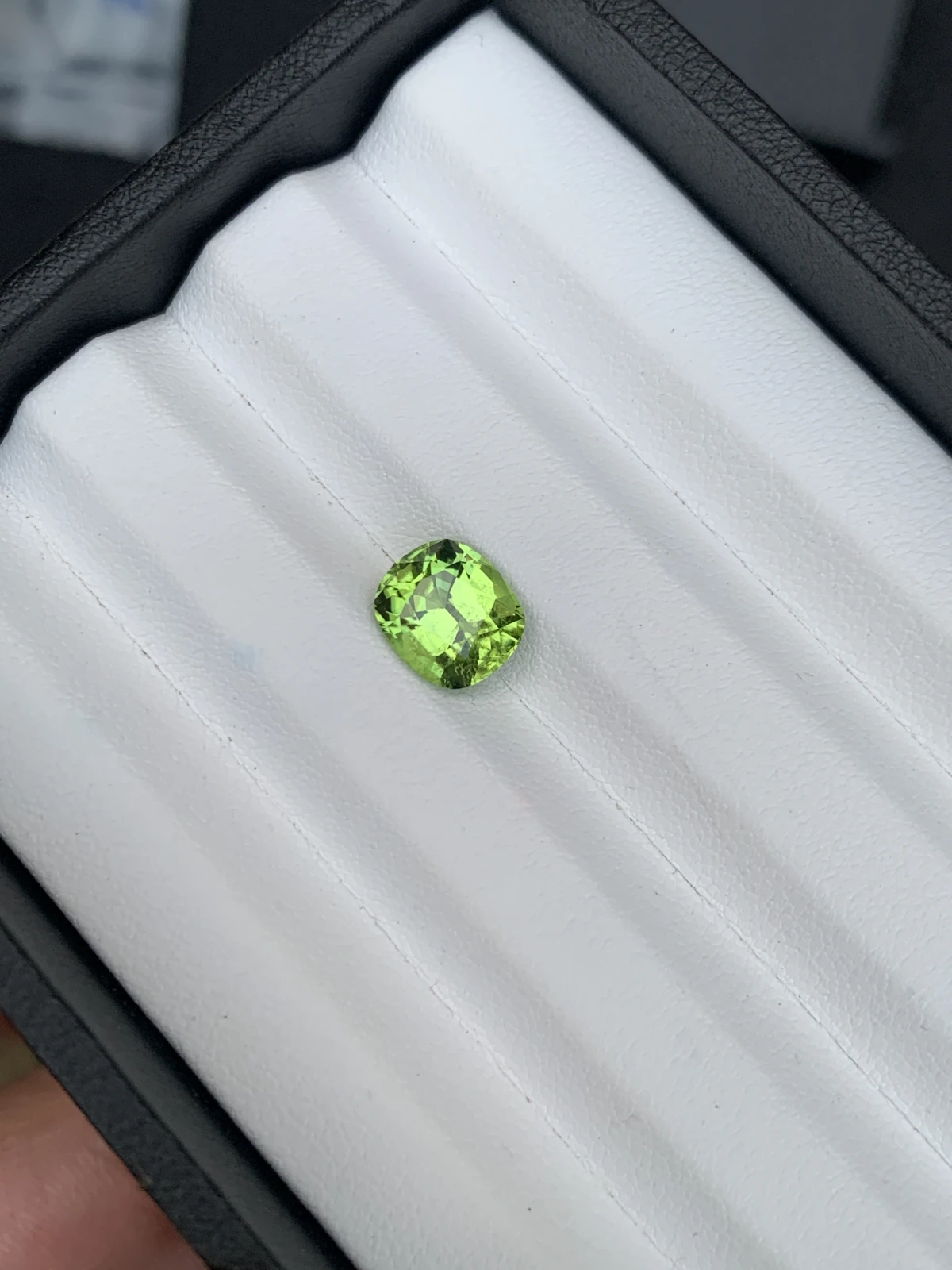 3.11 ct Natural Mint Green Peridot Cushion Shape Loose Gemstone from Supat Valley Pakistan — view 4
