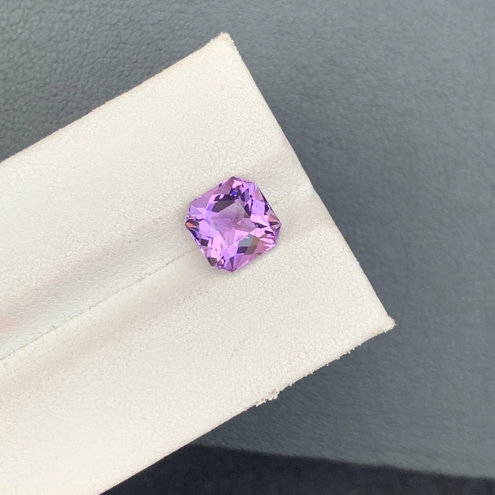 Natural Purple Amethyst 2.37 Carat Faceted Fancy Cut Octagon Shape Loose Gemstone — view 4
