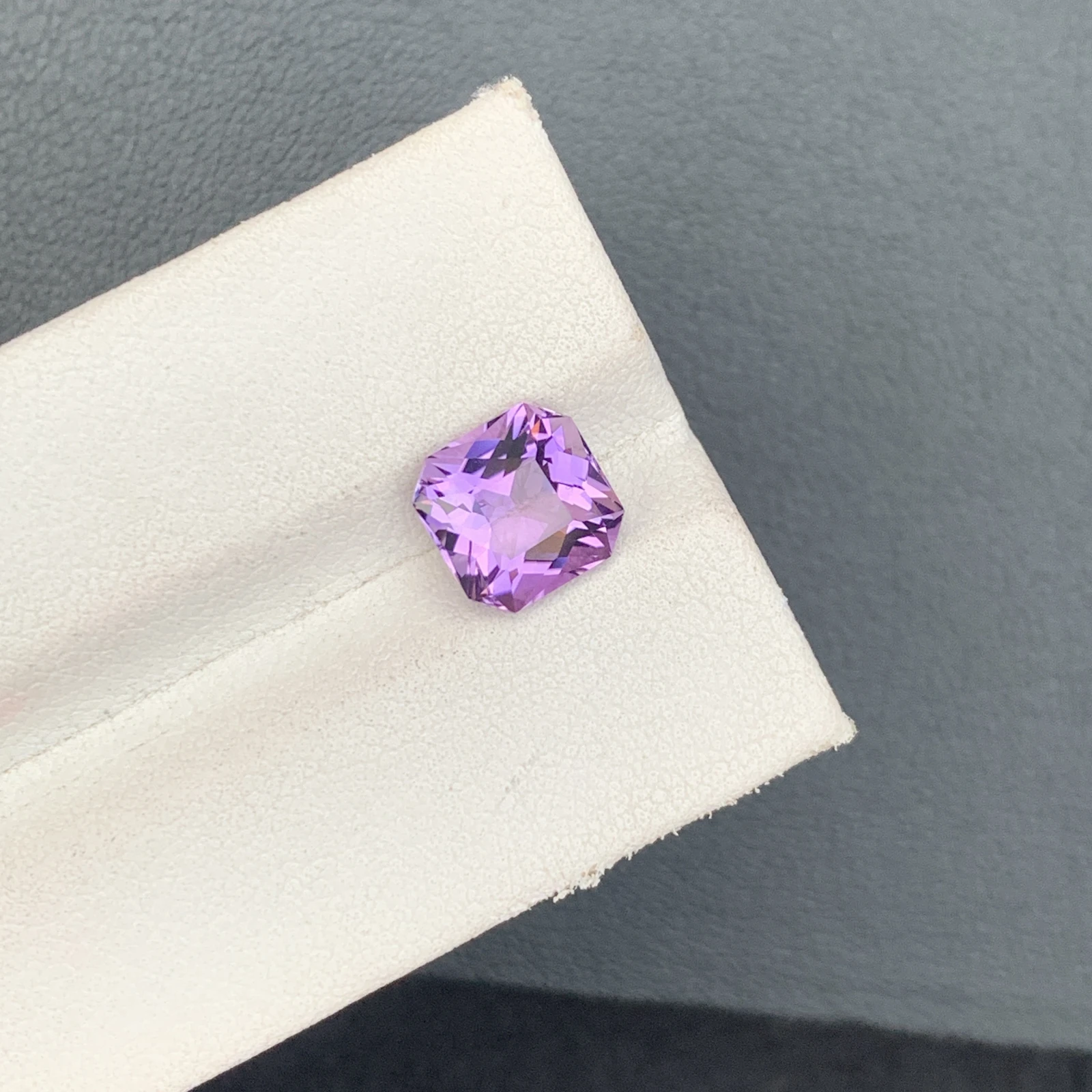 Natural Purple Amethyst 2.37 Carat Faceted Fancy Cut Octagon Shape Loose Gemstone — view 5