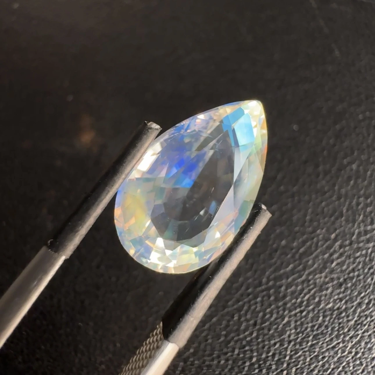 ICA GemLab Certified 5.16 ct Natural Rainbow Moonstone Pear Shape Loose Gemstone from Madagascar — view 5