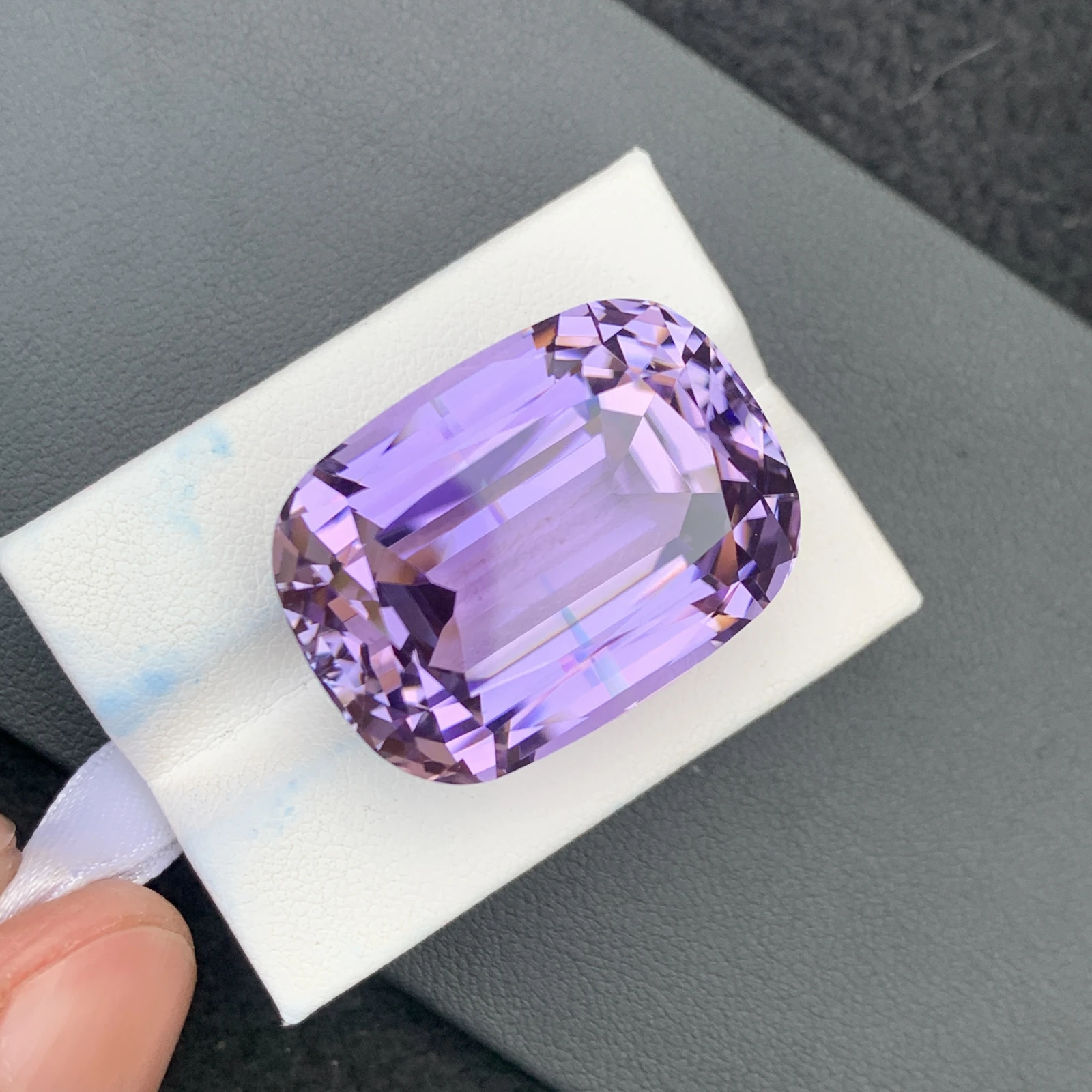 95.24 carat Unheated Natural Purple Kunizte Cushion Shape Loose Gemstone from Afghanisan — view 7