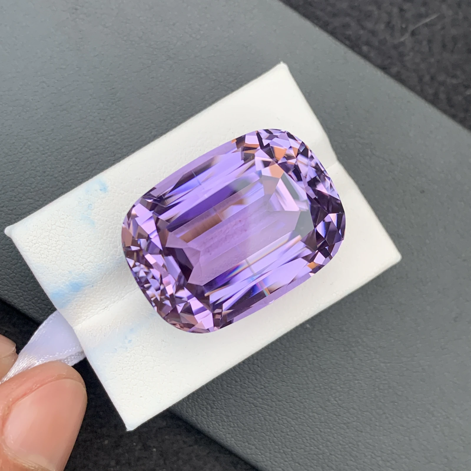 95.24 carat Unheated Natural Purple Kunizte Cushion Shape Loose Gemstone from Afghanisan — view 8