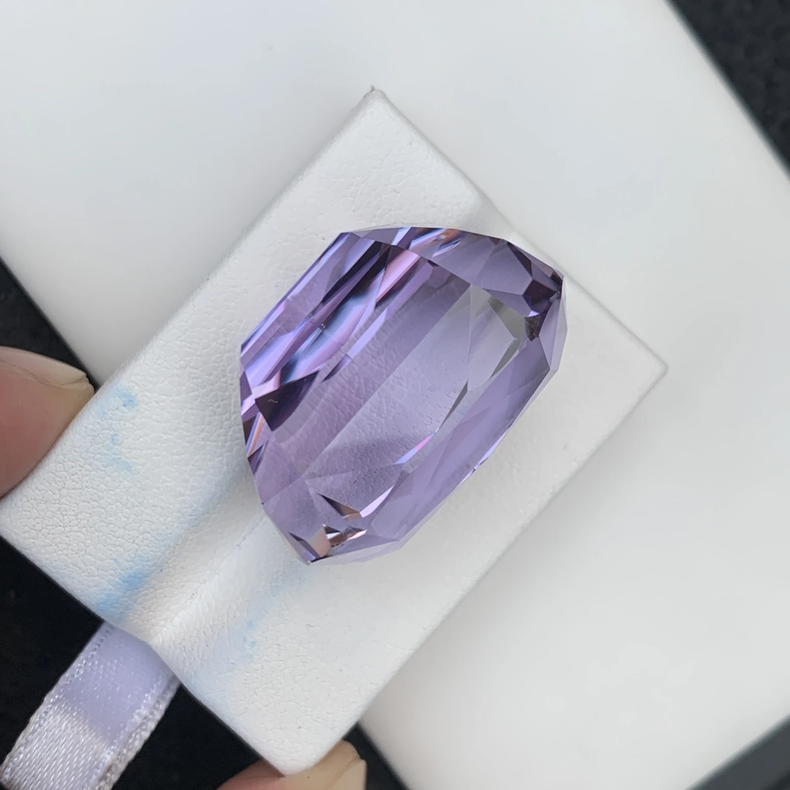 95.24 carat Unheated Natural Purple Kunizte Cushion Shape Loose Gemstone from Afghanisan — view 11