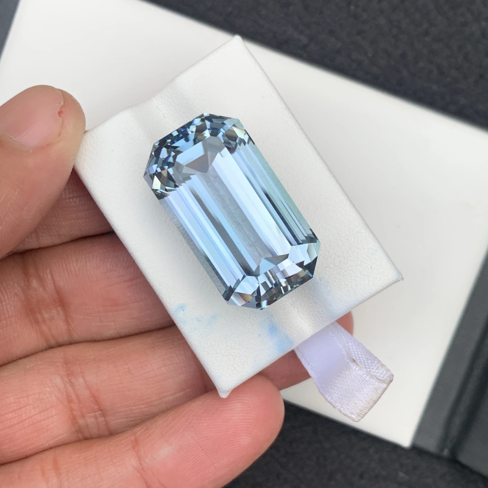 71.90 carat Unheated Natural Aqua Blue Kunzite Octagon Shape Loose Gemstone from Afghanistan — view 7