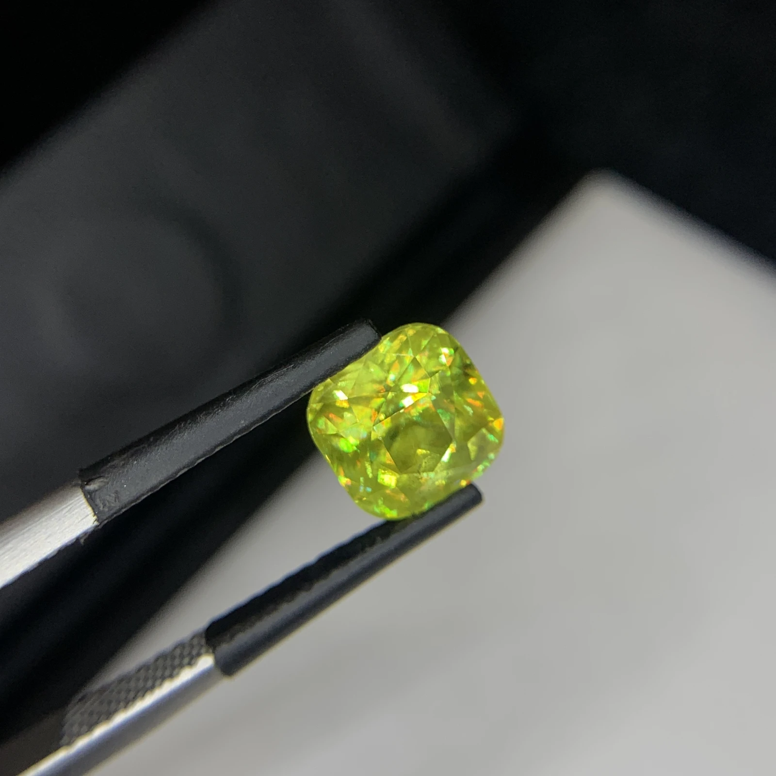 2.60 carat Natural Green Sphene Cushion Shape Faceted Loose Gemstone — view 5
