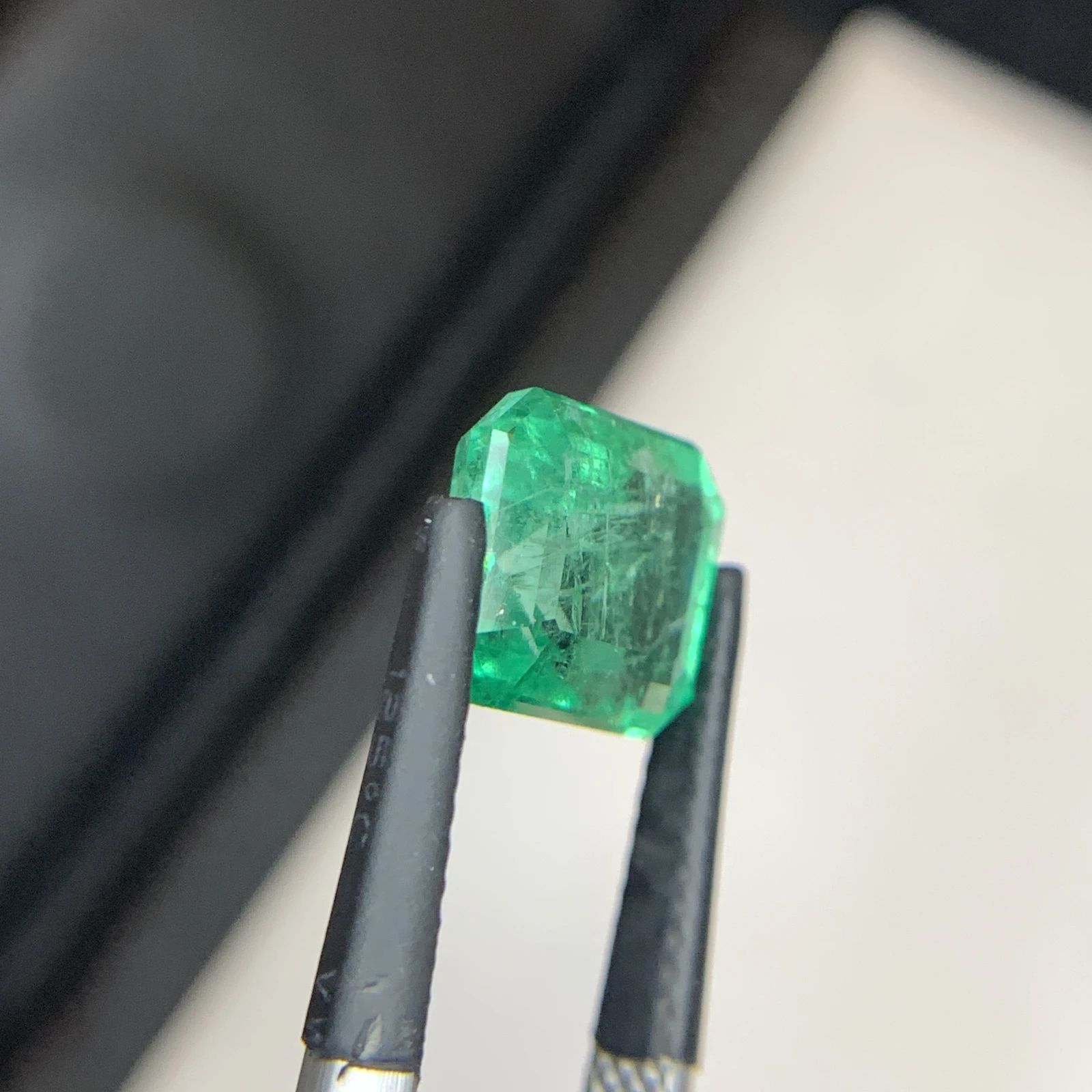 Natural Green Emerald 3.43 Carat Faceted Emerald Cut Shape Loose Gemstone For Jewelry — view 12